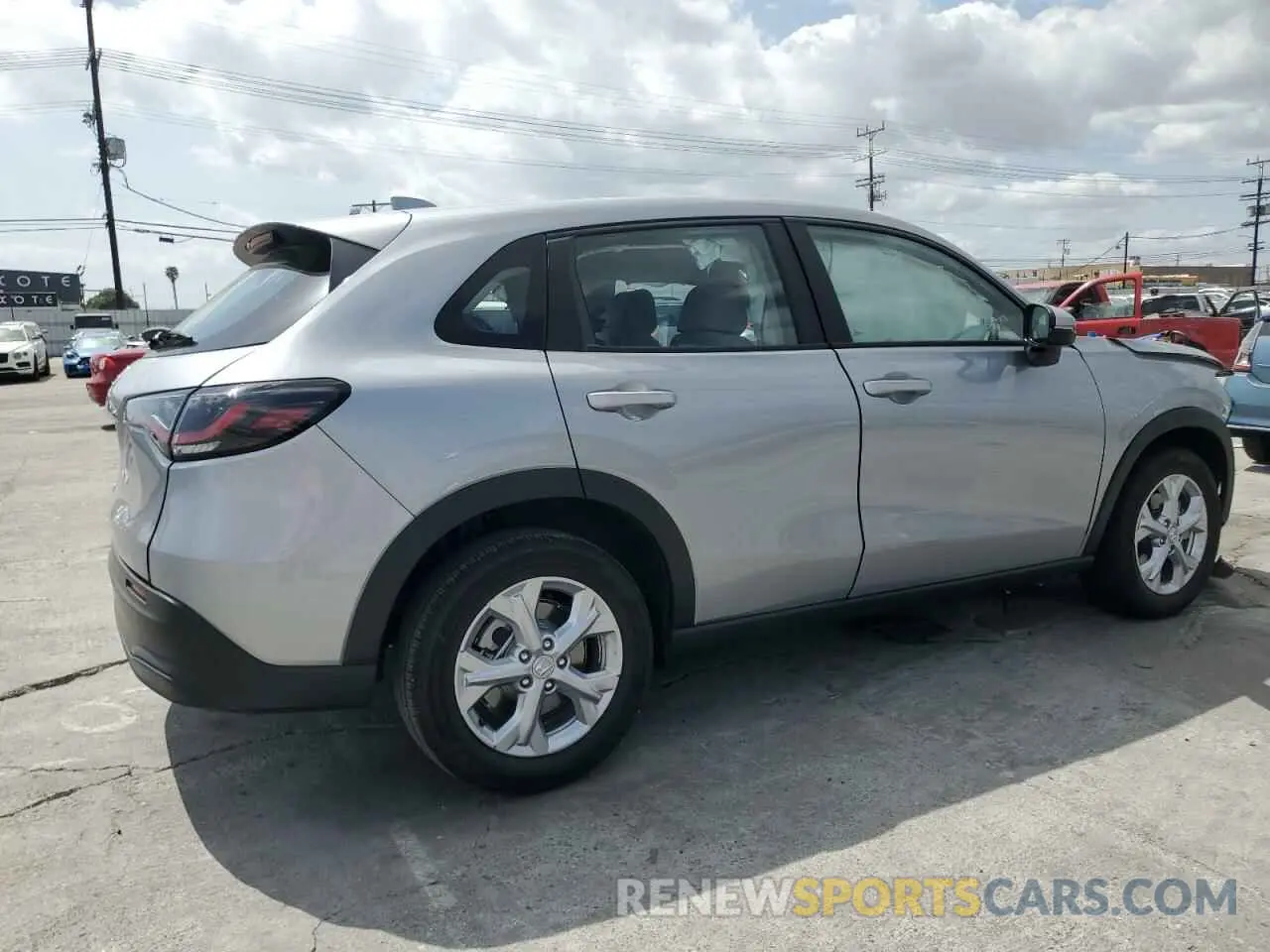 3 Photograph of a damaged car 3CZRZ1H33SM735230 HONDA HR-V 2025