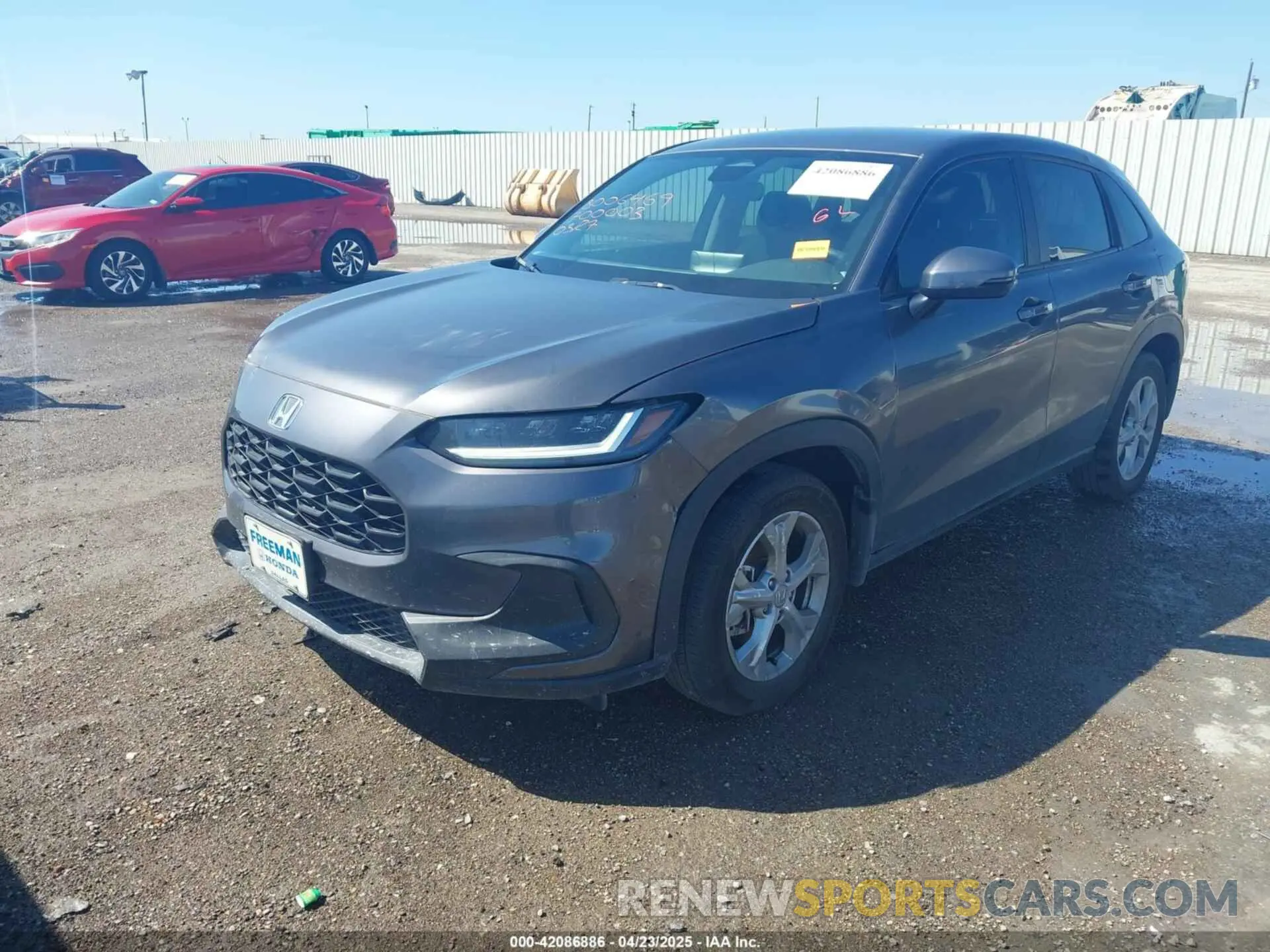 2 Photograph of a damaged car 3CZRZ1H34SM700003 HONDA HR-V 2025