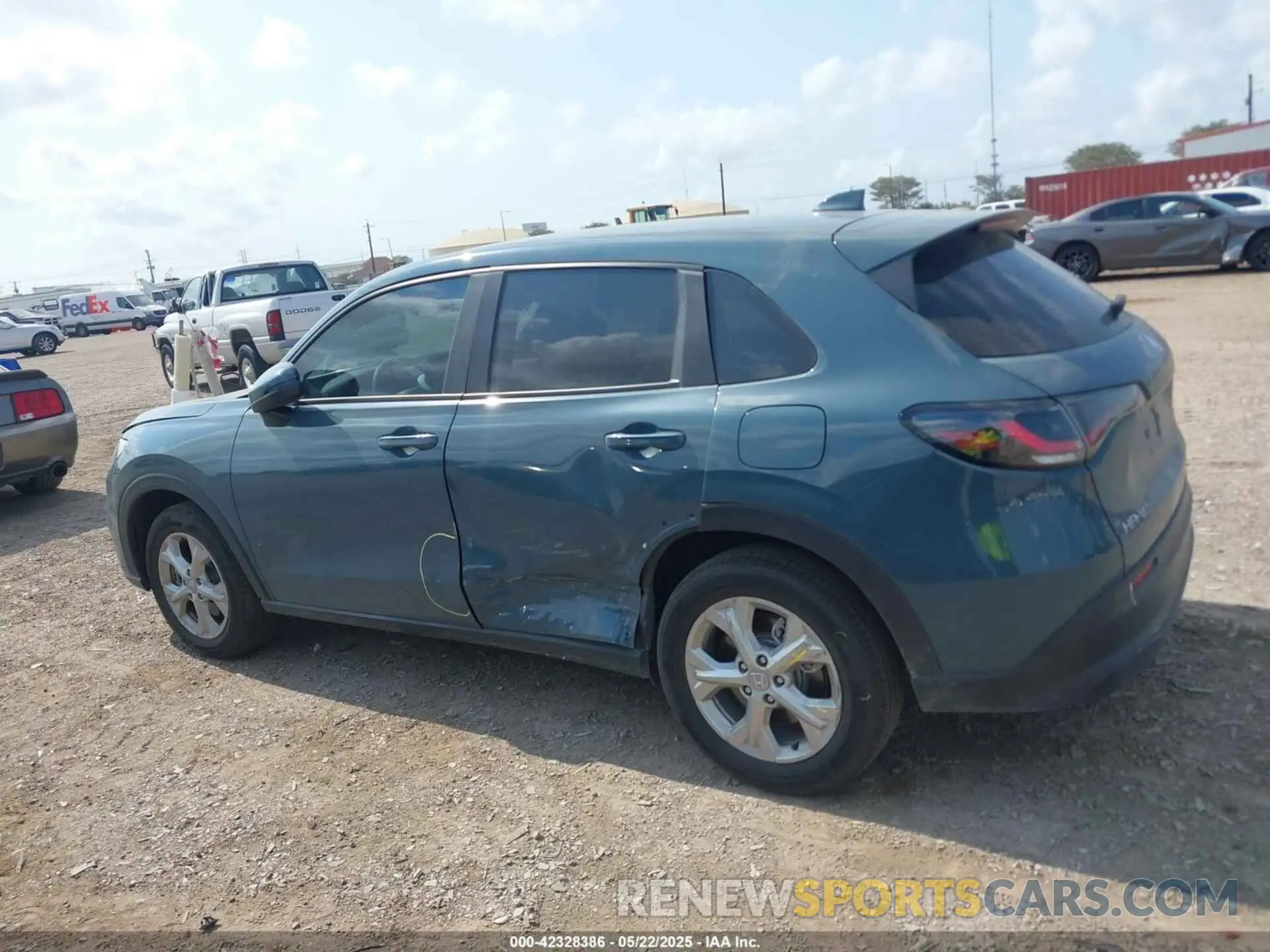 14 Photograph of a damaged car 3CZRZ1H34SM740551 HONDA HR-V 2025