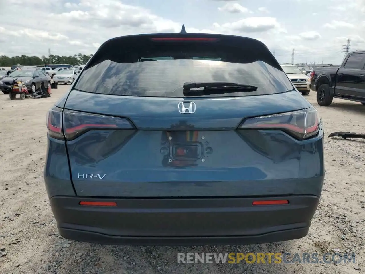 6 Photograph of a damaged car 3CZRZ1H35SM719031 HONDA HR-V 2025
