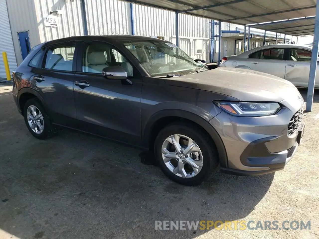 4 Photograph of a damaged car 3CZRZ1H36SM712542 HONDA HR-V 2025
