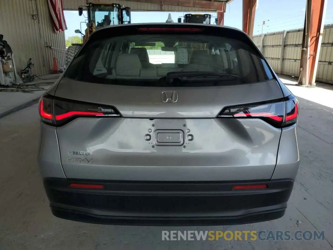6 Photograph of a damaged car 3CZRZ1H36SM715280 HONDA HR-V 2025