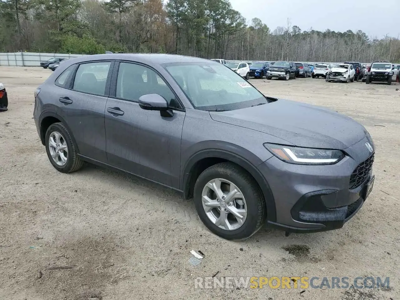 4 Photograph of a damaged car 3CZRZ1H38SM743632 HONDA HR-V 2025