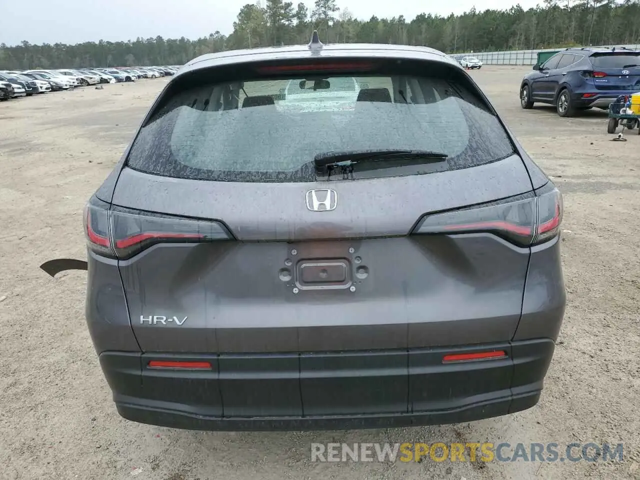 6 Photograph of a damaged car 3CZRZ1H38SM743632 HONDA HR-V 2025