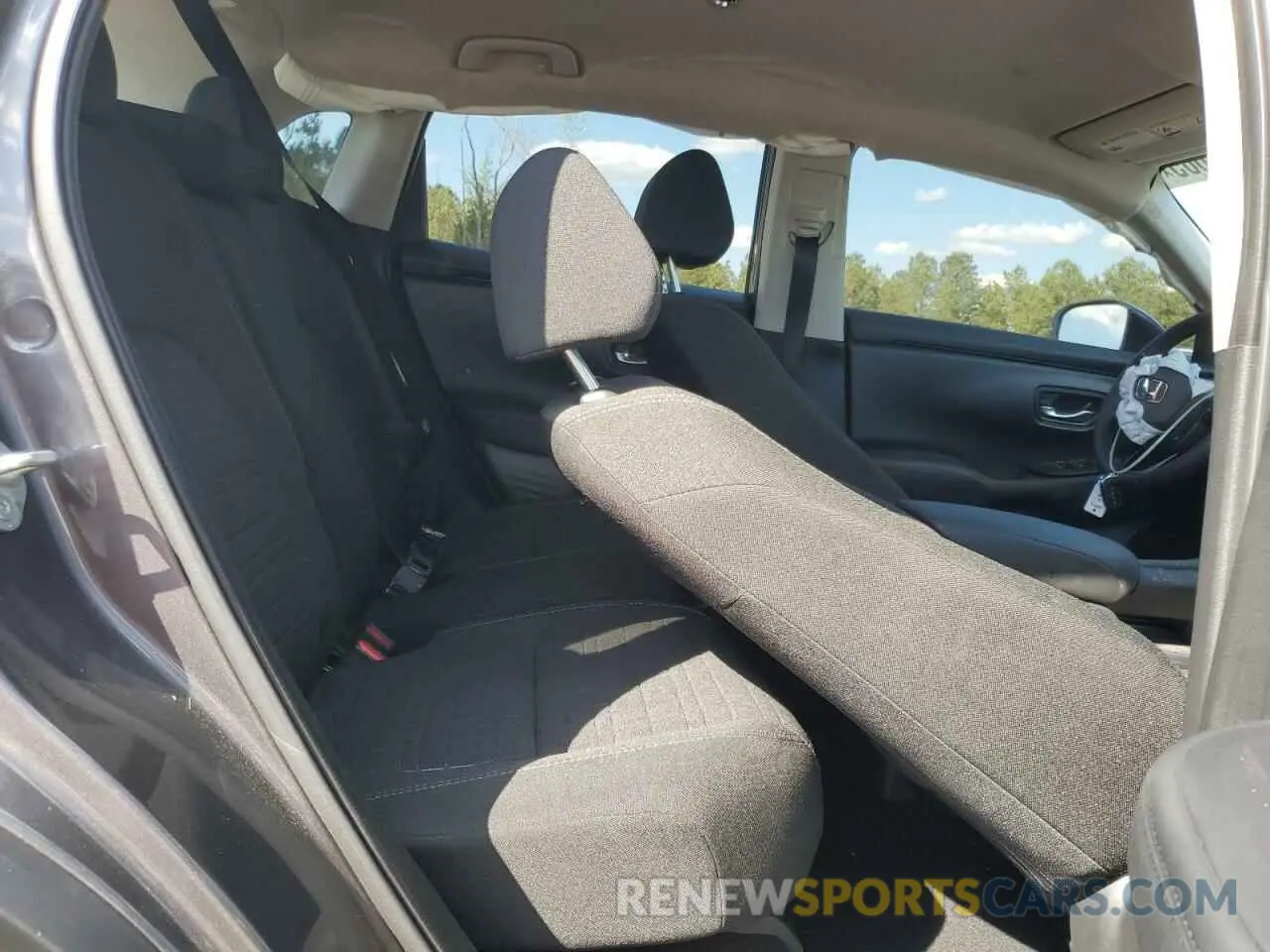 11 Photograph of a damaged car 3CZRZ1H3XSM705089 HONDA HR-V 2025