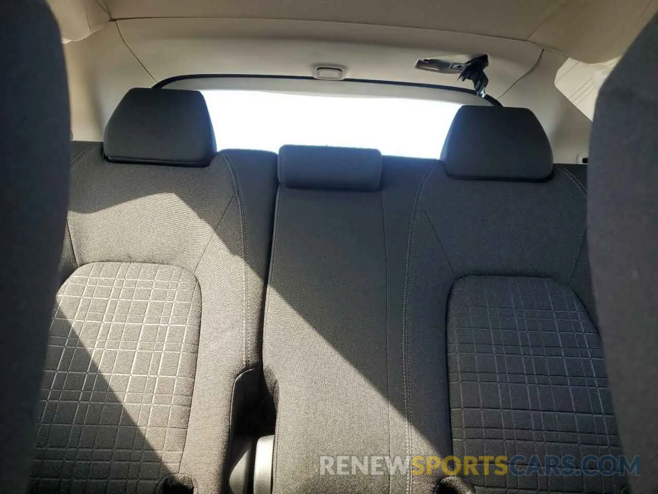 6 Photograph of a damaged car 3CZRZ1H3XSM717470 HONDA HR-V 2025