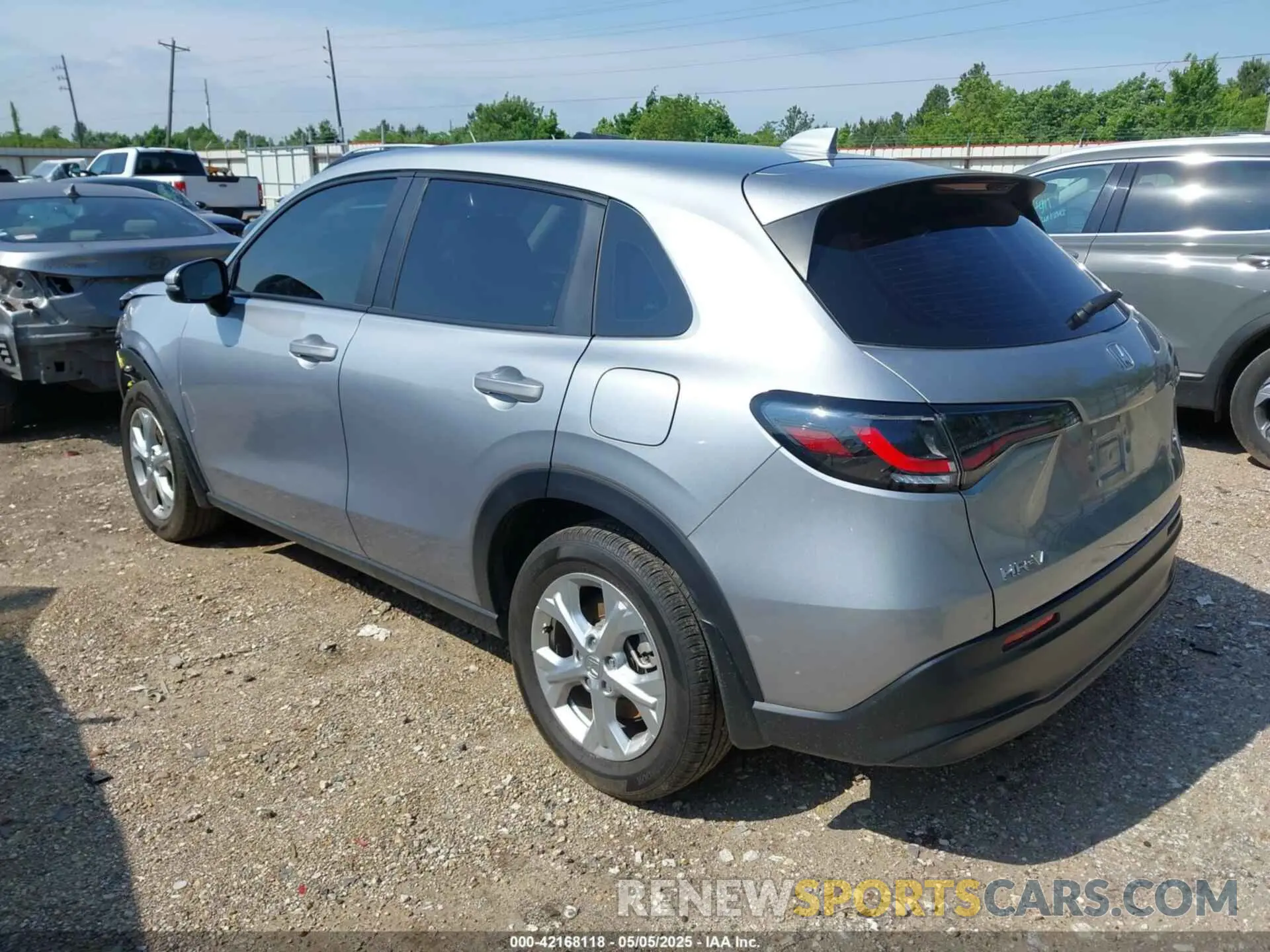 3 Photograph of a damaged car 3CZRZ1H3XSM720868 HONDA HR-V 2025