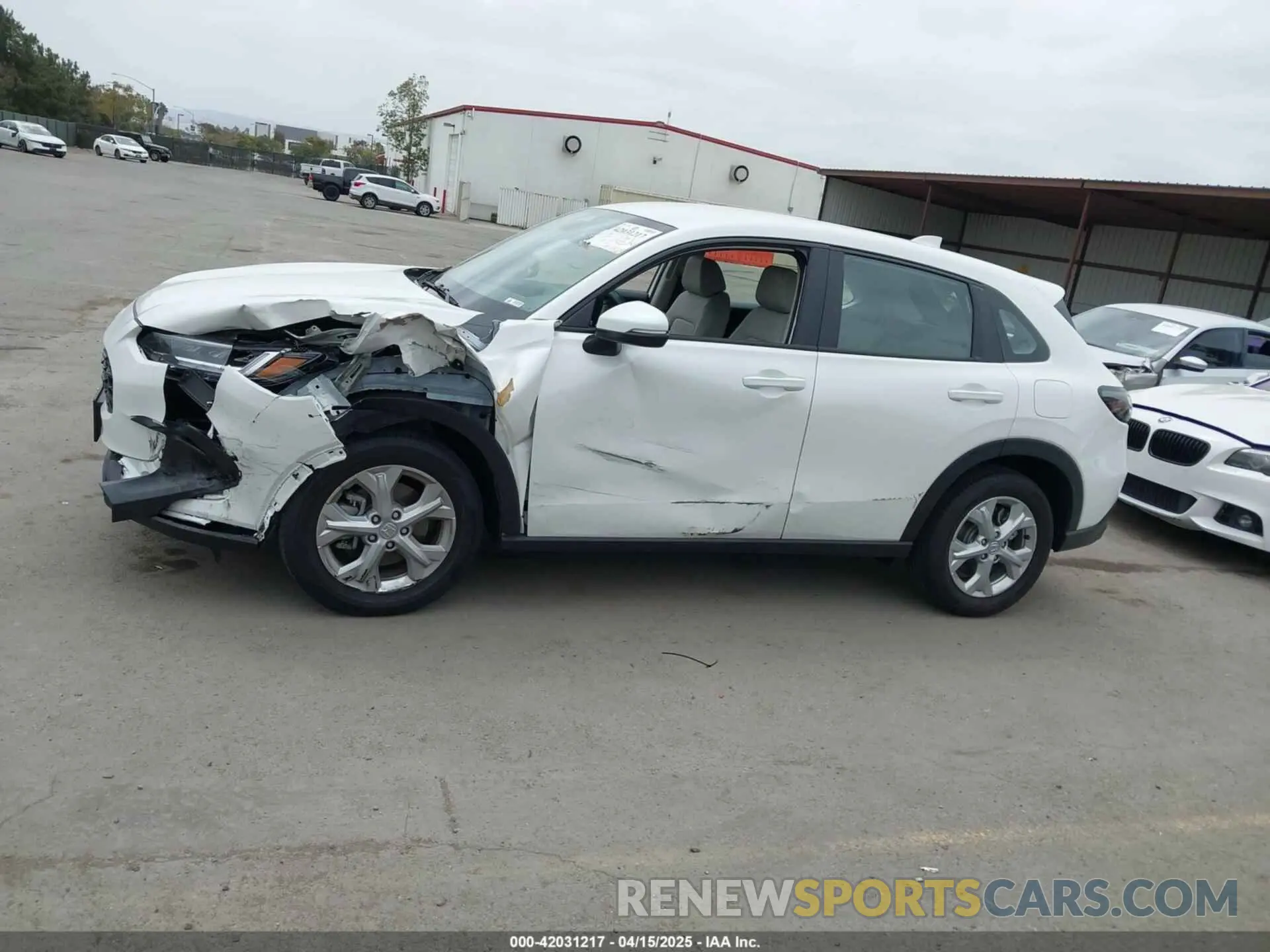 14 Photograph of a damaged car 3CZRZ1H3XSM721213 HONDA HR-V 2025