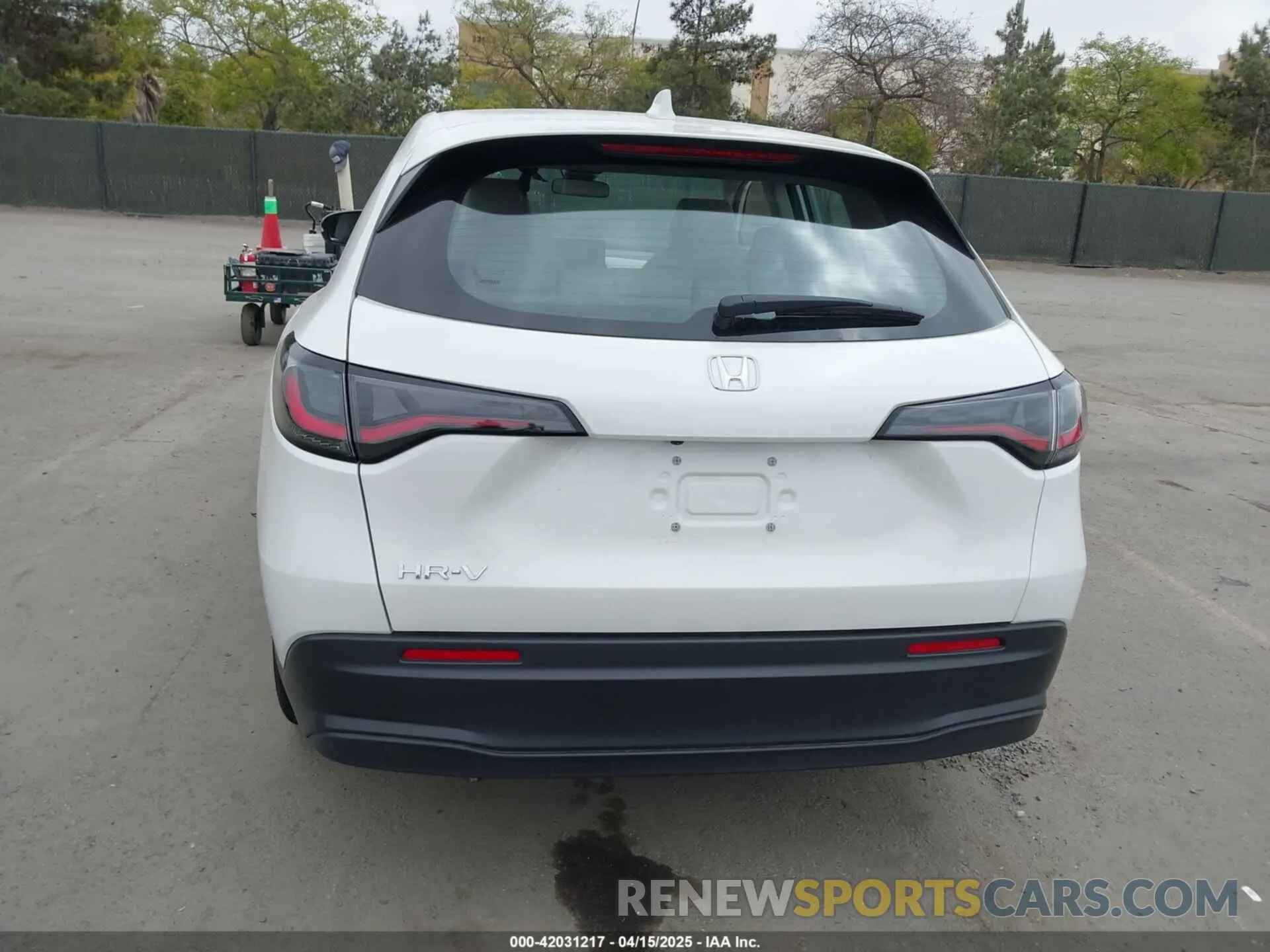 16 Photograph of a damaged car 3CZRZ1H3XSM721213 HONDA HR-V 2025