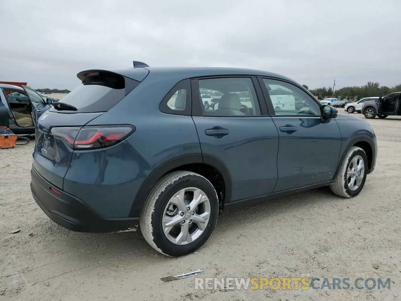 3 Photograph of a damaged car 3CZRZ1H3XSM724855 HONDA HR-V 2025