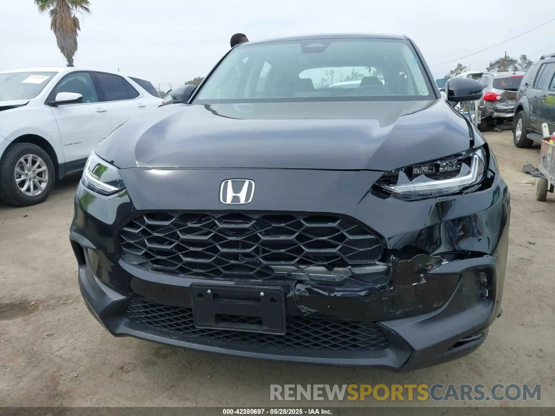 12 Photograph of a damaged car 3CZRZ1H3XSM734589 HONDA HR-V 2025