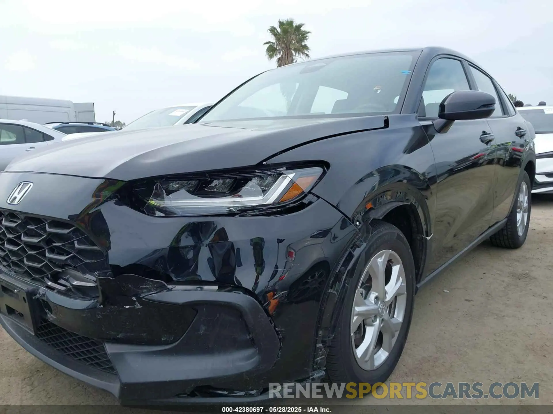 6 Photograph of a damaged car 3CZRZ1H3XSM734589 HONDA HR-V 2025