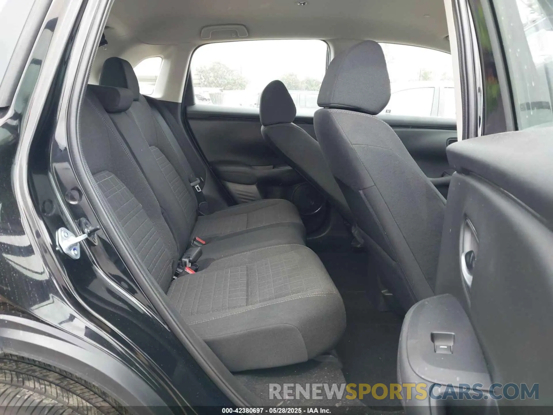 8 Photograph of a damaged car 3CZRZ1H3XSM734589 HONDA HR-V 2025
