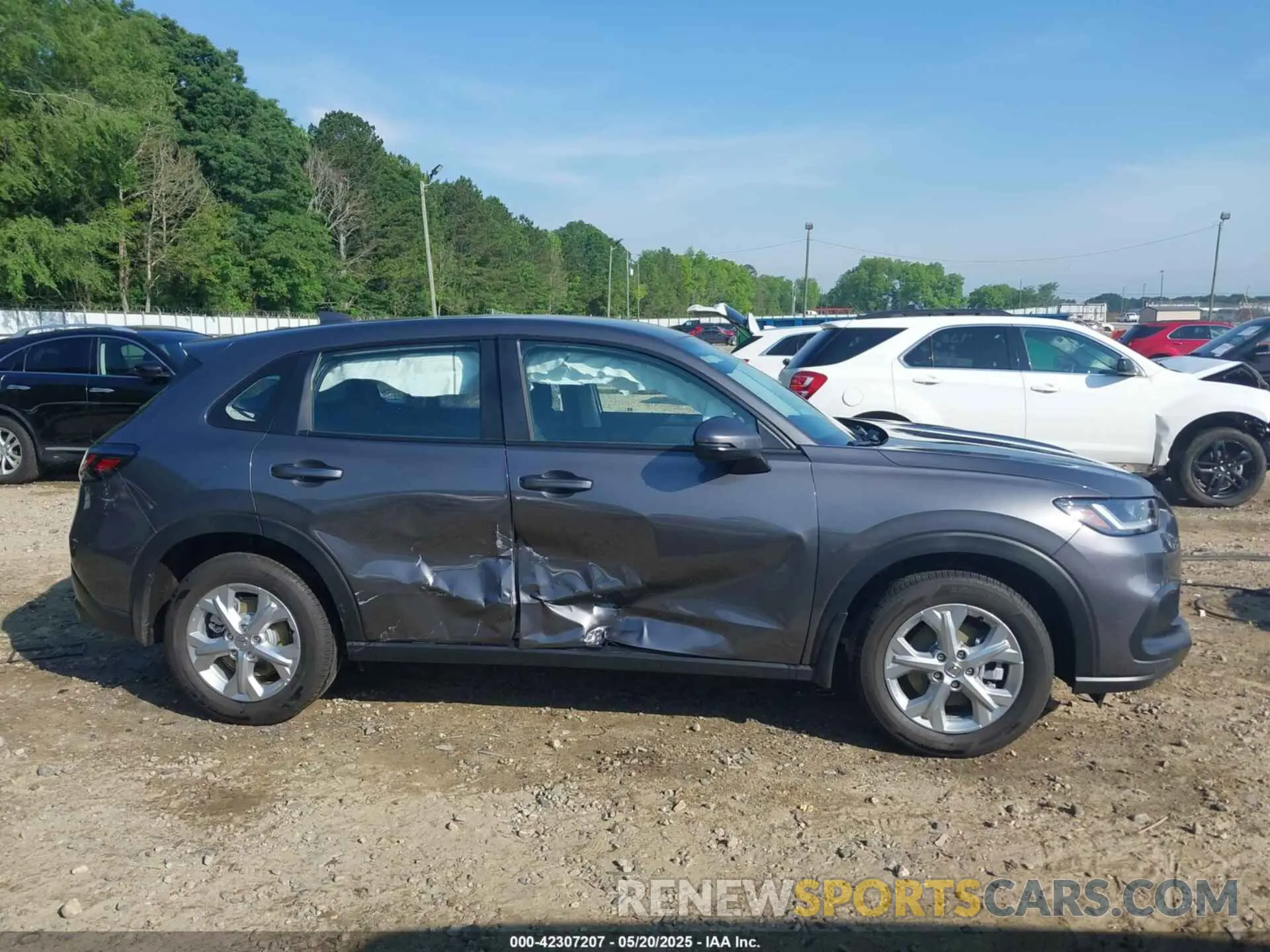 13 Photograph of a damaged car 3CZRZ1H3XSM738867 HONDA HR-V 2025
