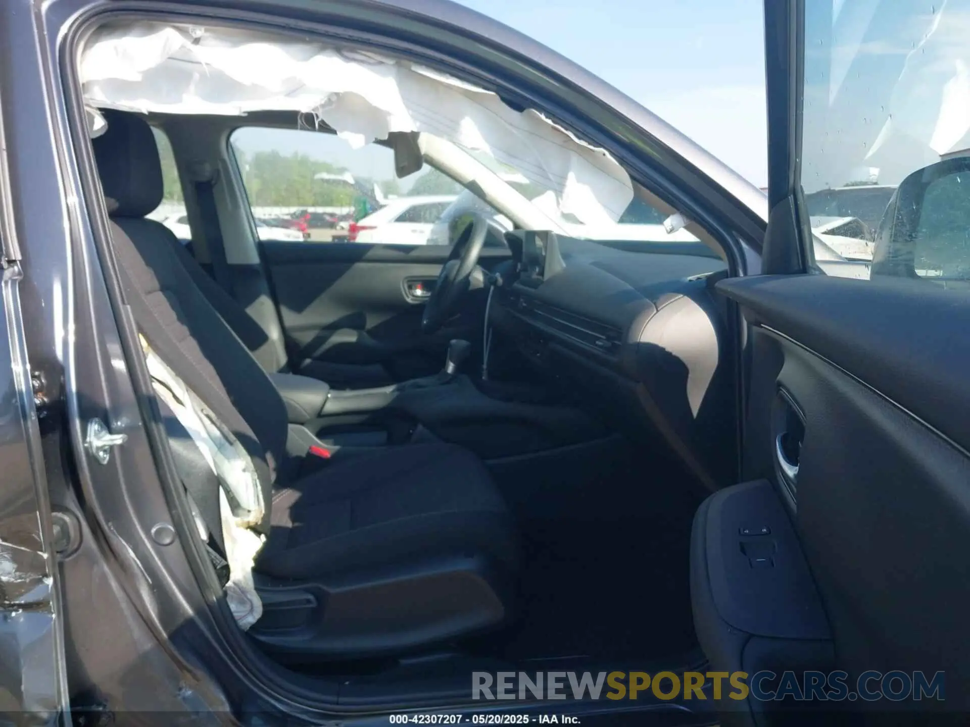 5 Photograph of a damaged car 3CZRZ1H3XSM738867 HONDA HR-V 2025