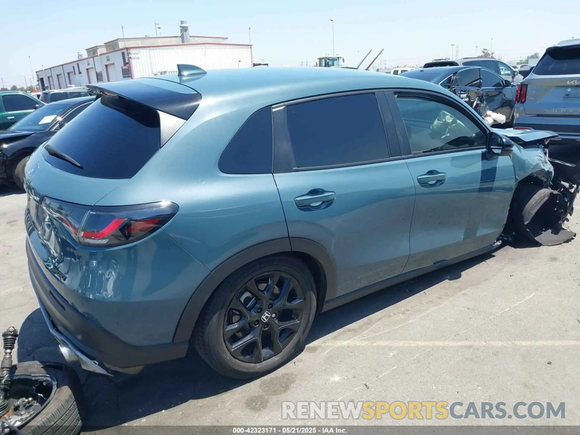 4 Photograph of a damaged car 3CZRZ1H50SM700162 HONDA HR-V 2025
