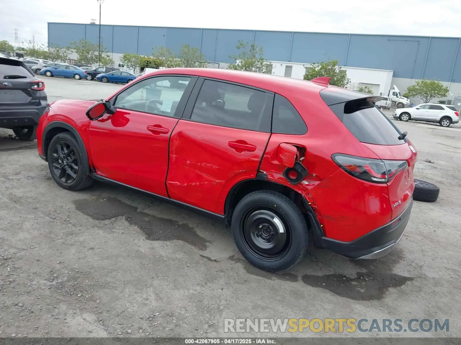 3 Photograph of a damaged car 3CZRZ1H50SM702574 HONDA HR-V 2025