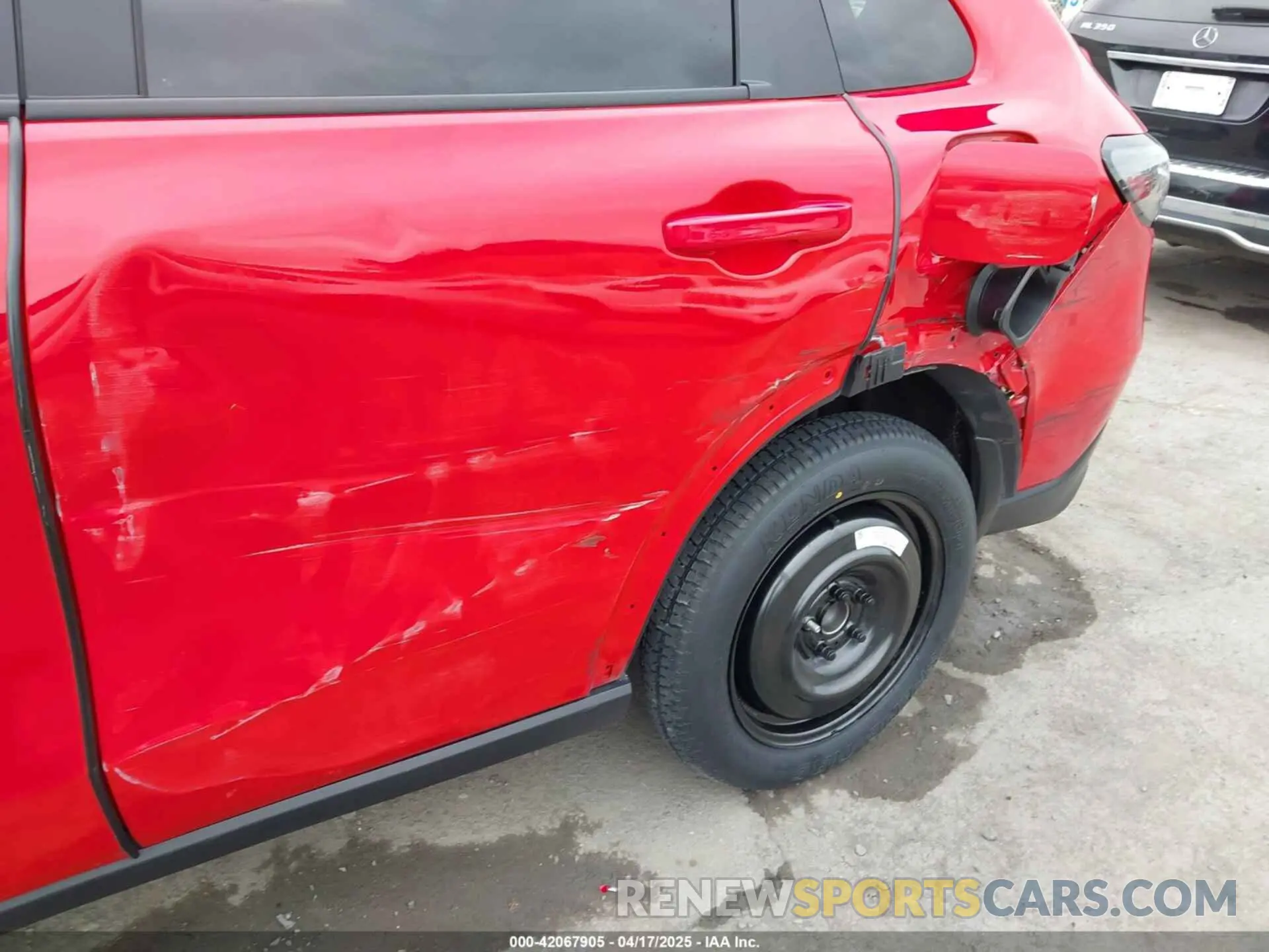 6 Photograph of a damaged car 3CZRZ1H50SM702574 HONDA HR-V 2025