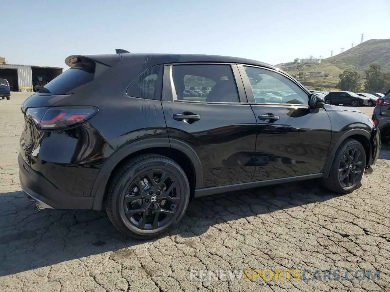 3 Photograph of a damaged car 3CZRZ1H50SM741102 HONDA HR-V 2025