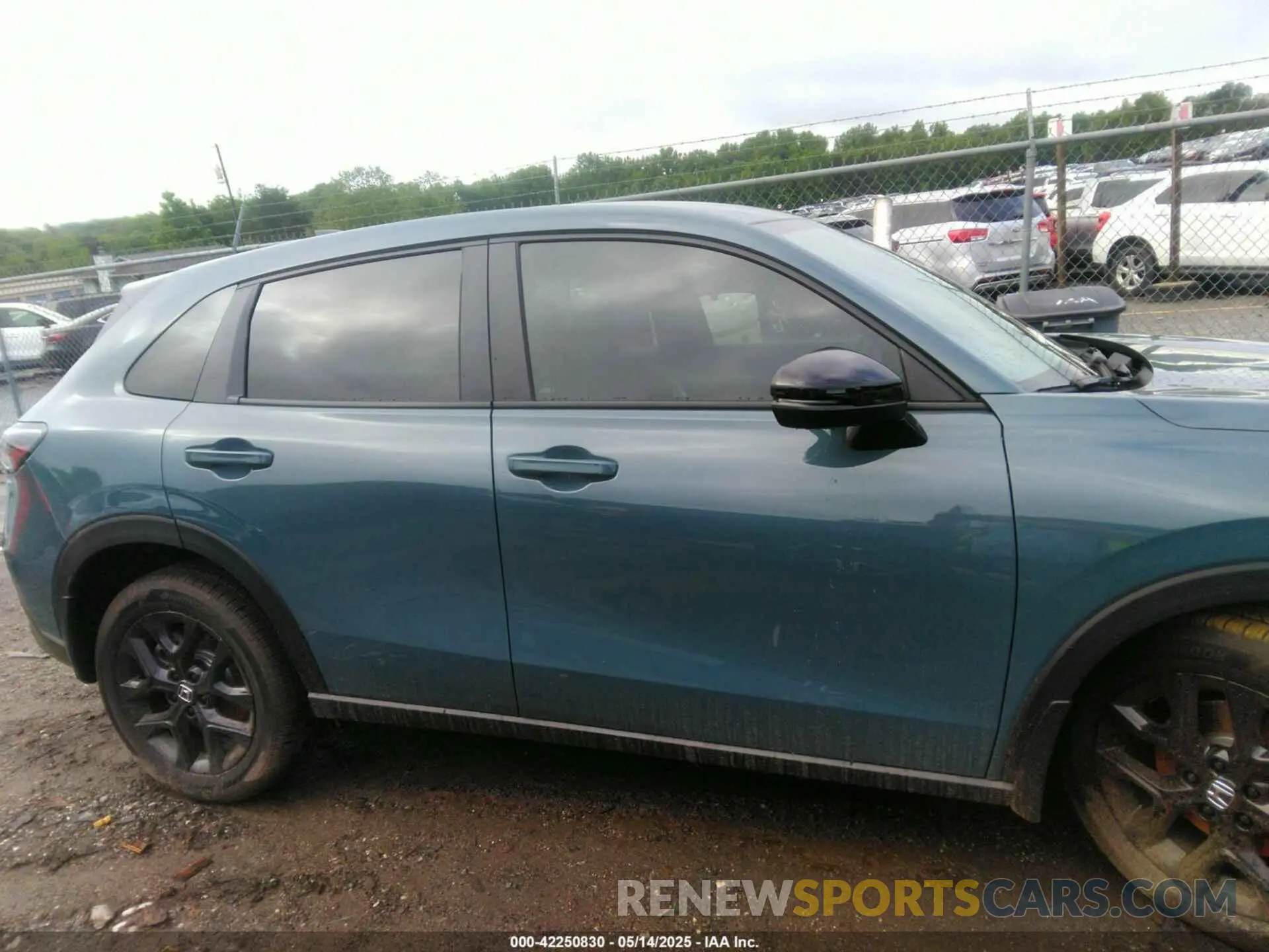 13 Photograph of a damaged car 3CZRZ1H50SM741648 HONDA HR-V 2025