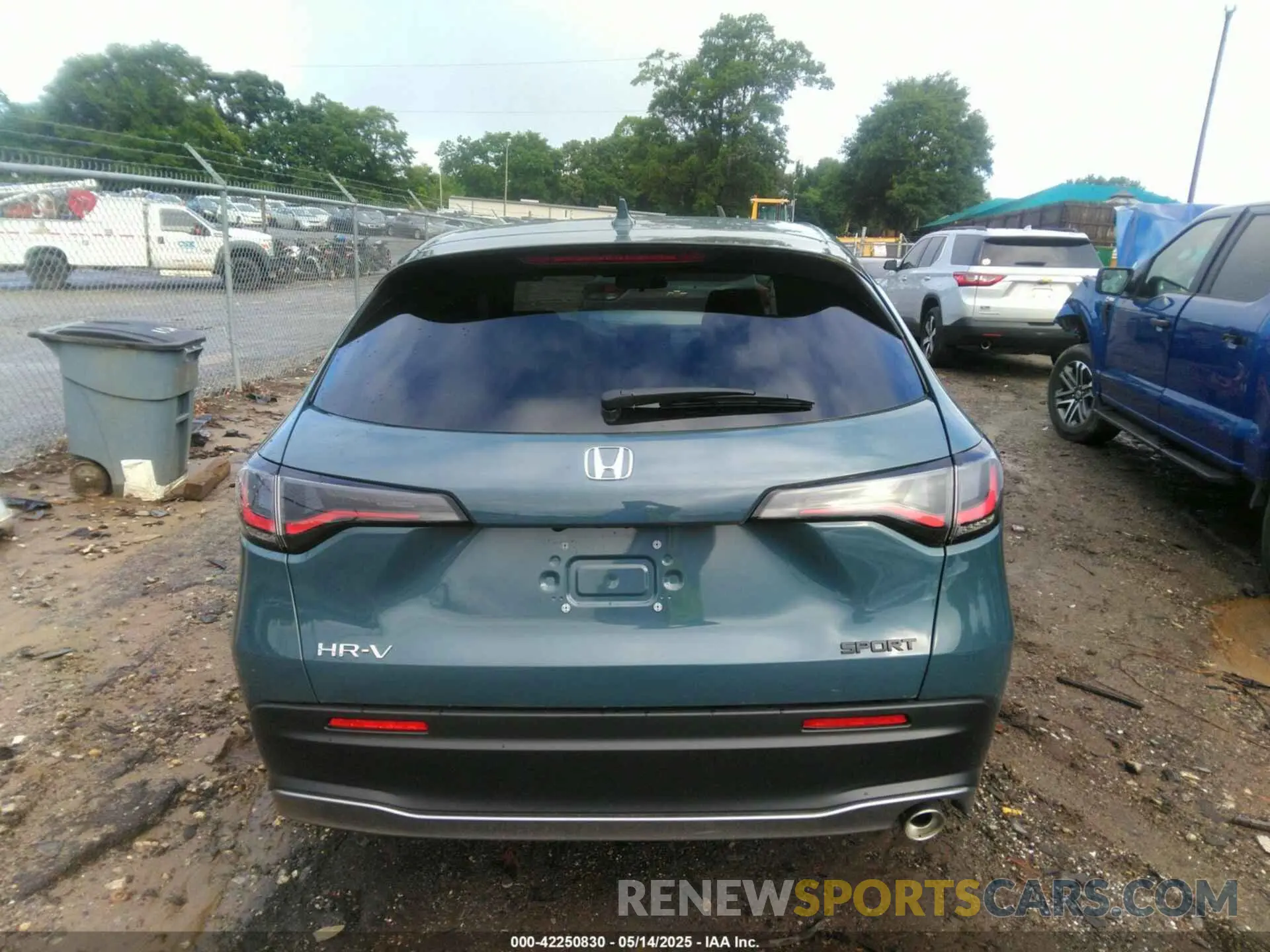 16 Photograph of a damaged car 3CZRZ1H50SM741648 HONDA HR-V 2025