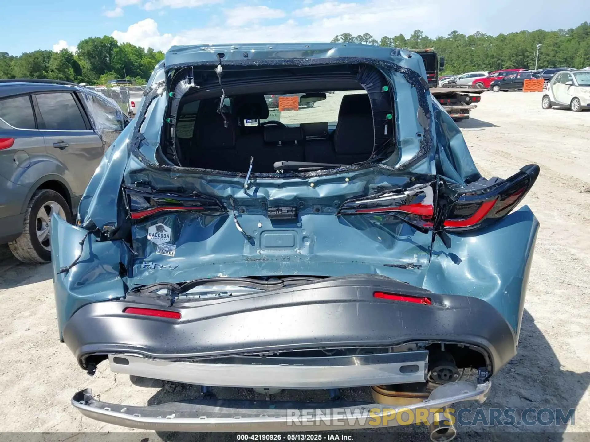 6 Photograph of a damaged car 3CZRZ1H51SM719514 HONDA HR-V 2025