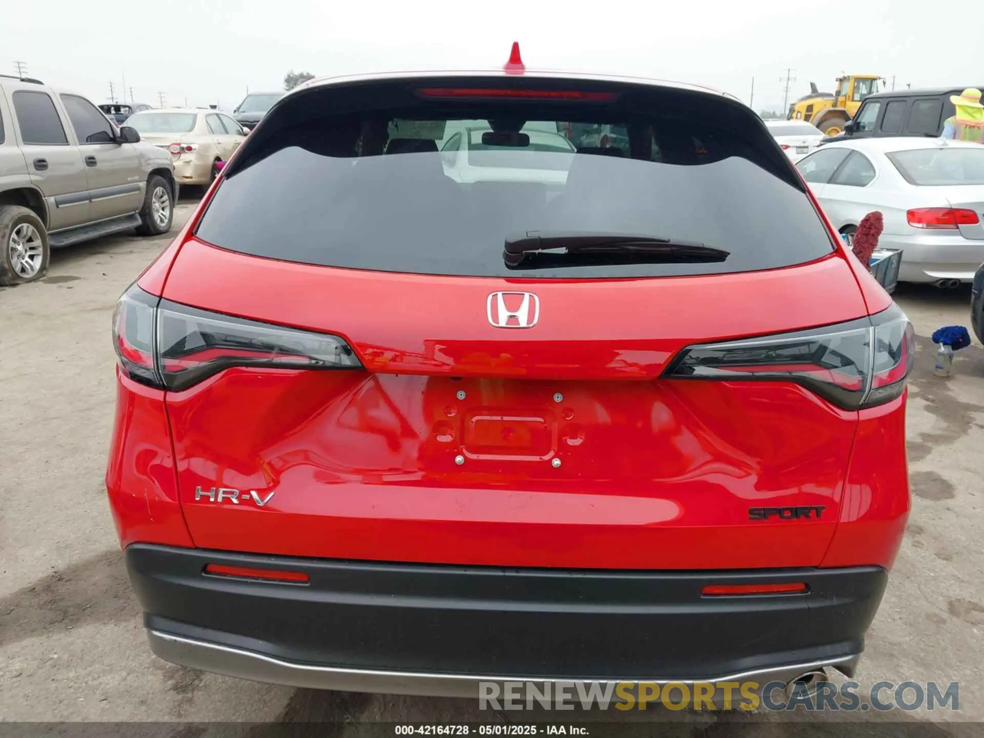 17 Photograph of a damaged car 3CZRZ1H51SM728956 HONDA HR-V 2025