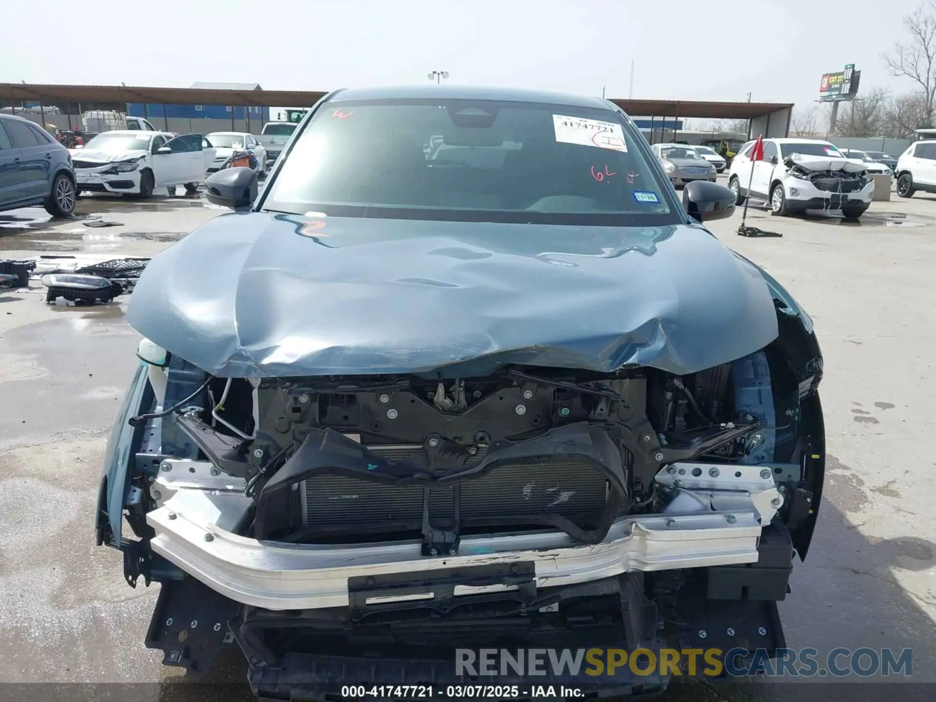 6 Photograph of a damaged car 3CZRZ1H52SM723460 HONDA HR-V 2025