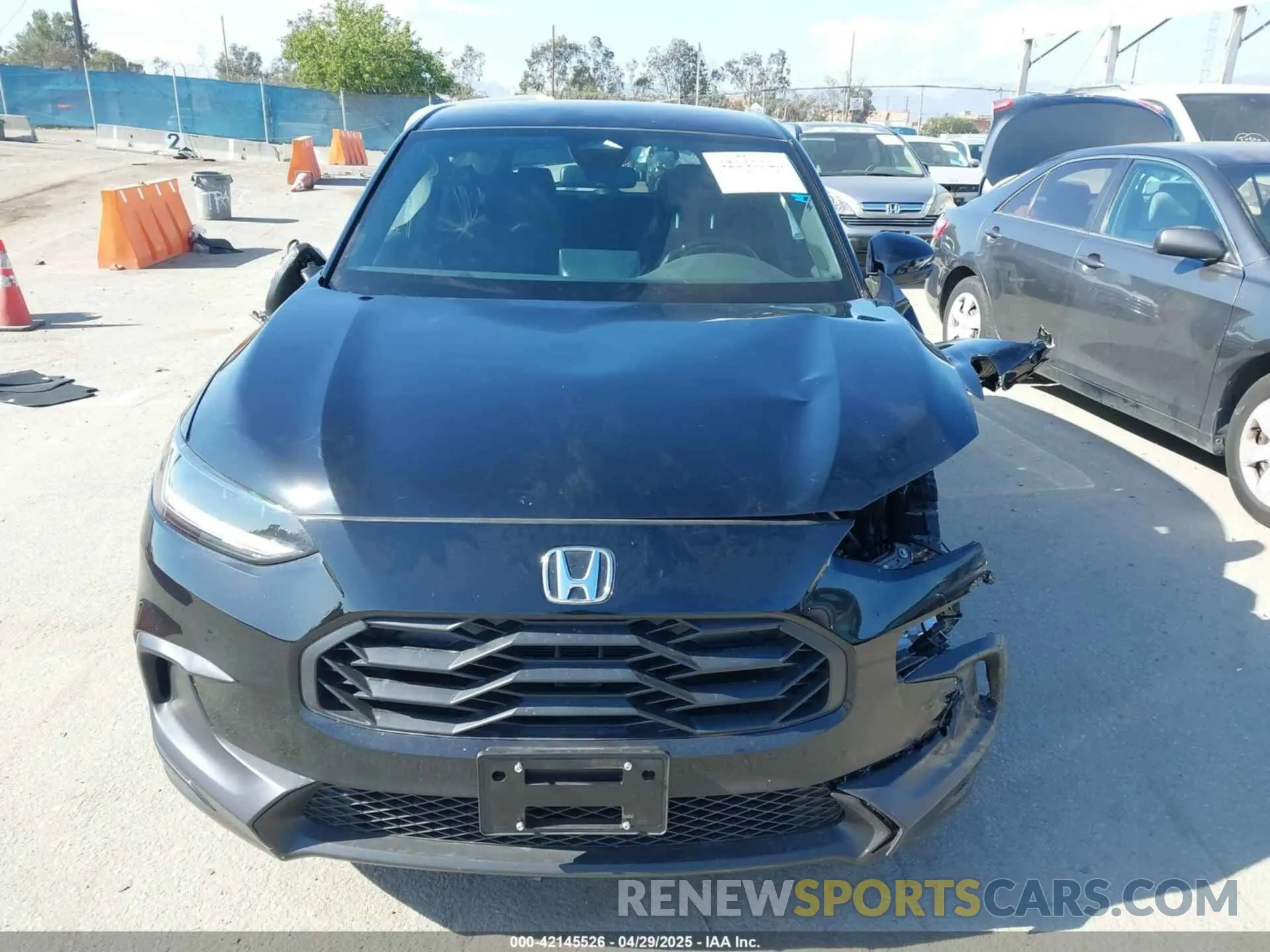 13 Photograph of a damaged car 3CZRZ1H53SM740820 HONDA HR-V 2025