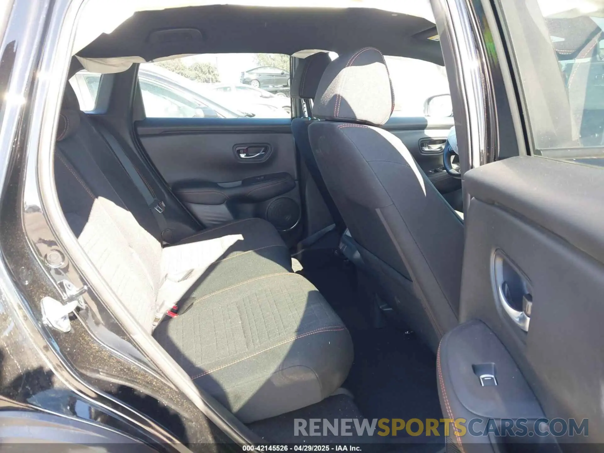 8 Photograph of a damaged car 3CZRZ1H53SM740820 HONDA HR-V 2025
