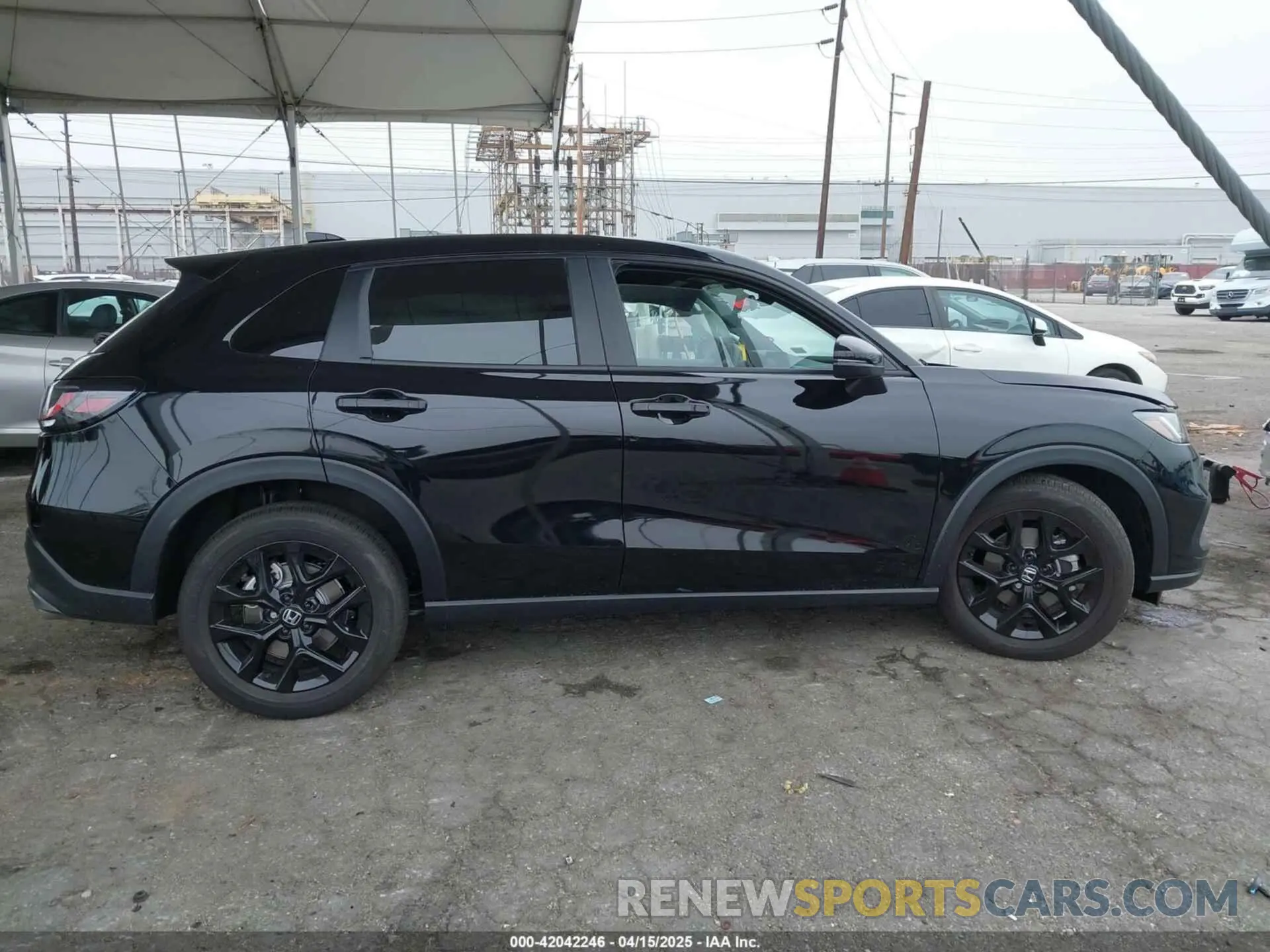 13 Photograph of a damaged car 3CZRZ1H54SM715781 HONDA HR-V 2025