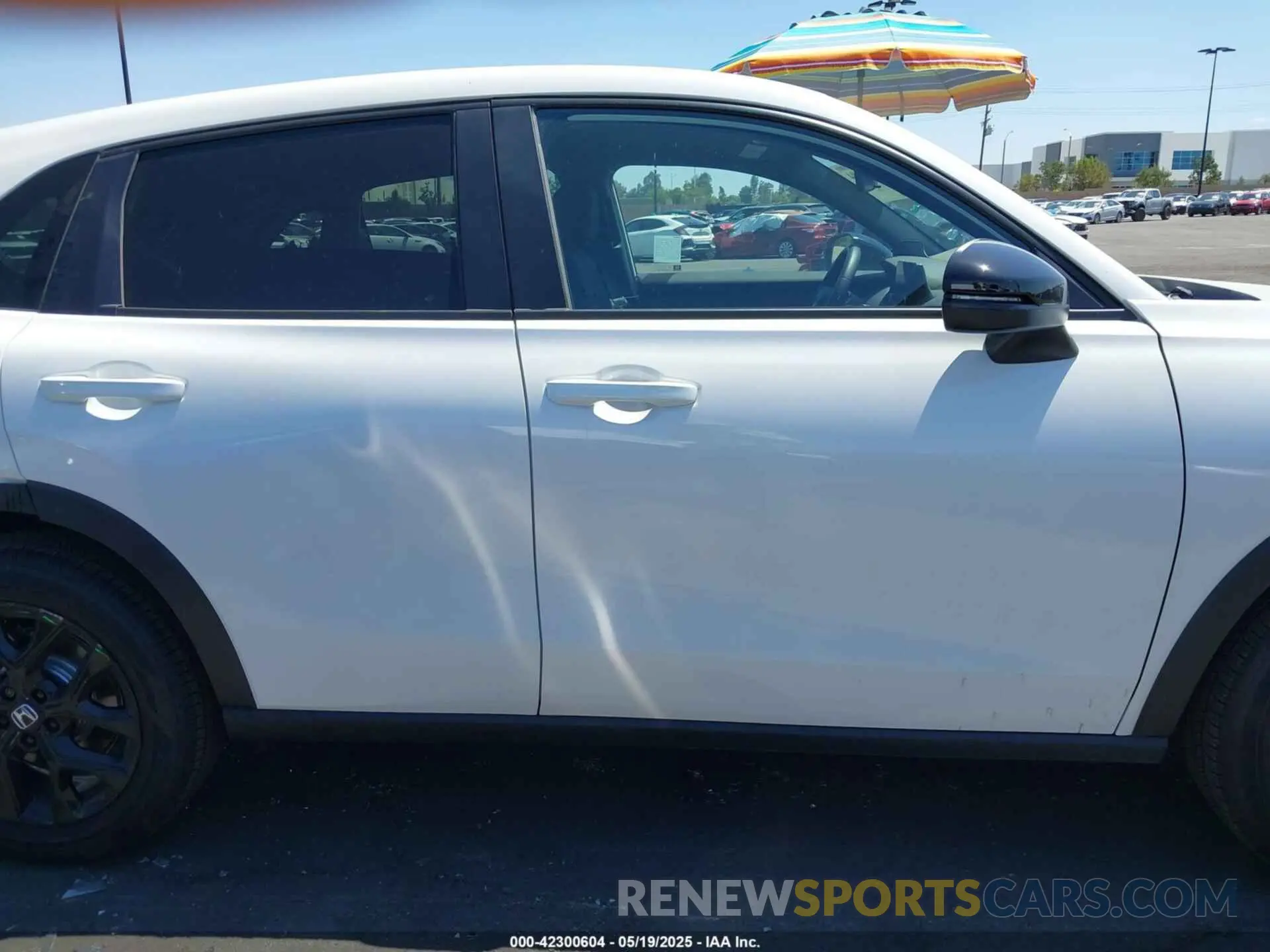 14 Photograph of a damaged car 3CZRZ1H54SM741765 HONDA HR-V 2025