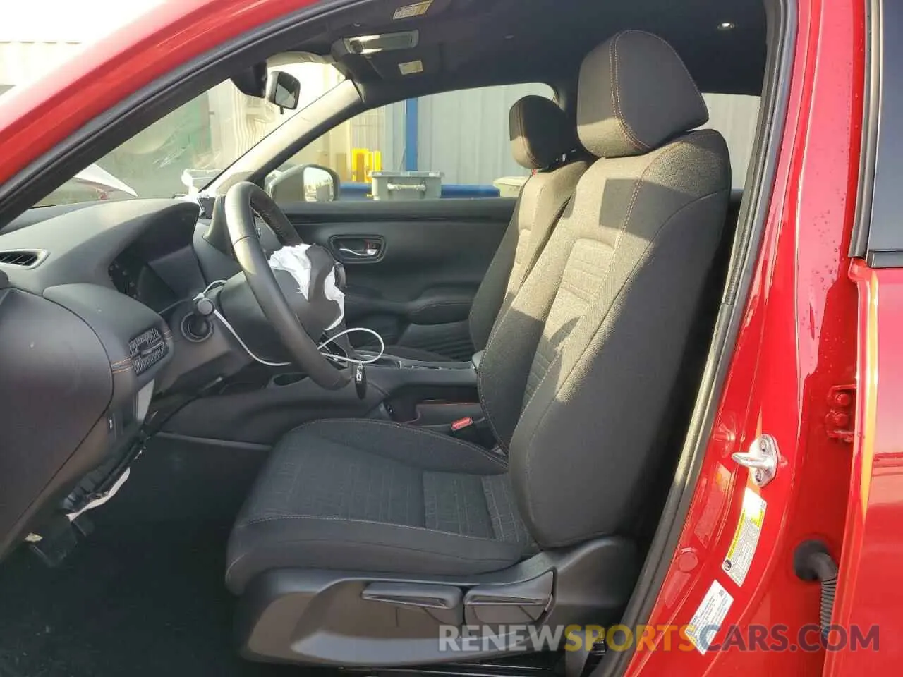 7 Photograph of a damaged car 3CZRZ1H55SM720293 HONDA HR-V 2025