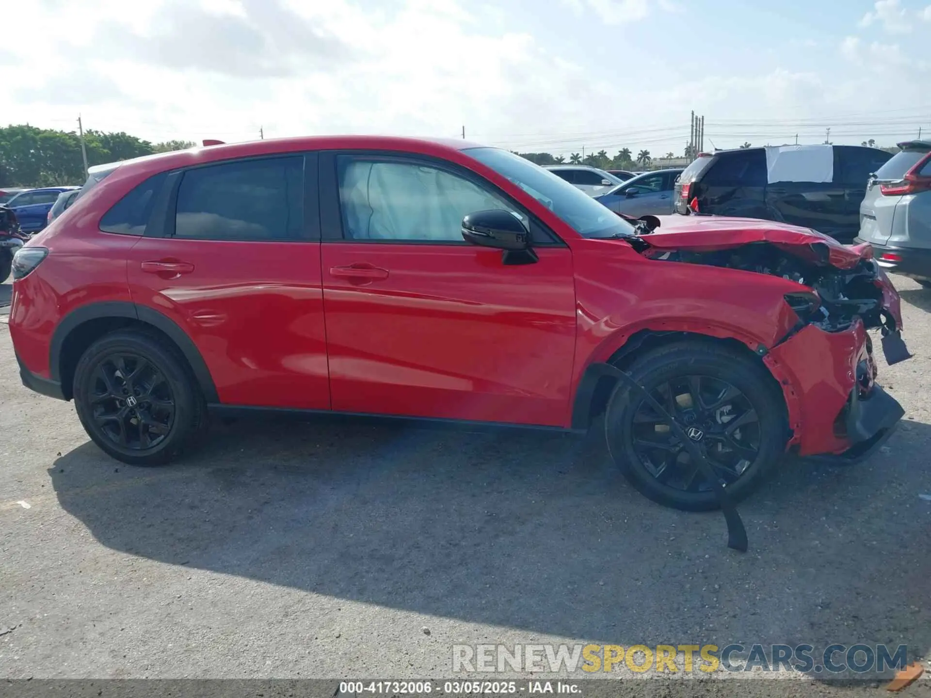 12 Photograph of a damaged car 3CZRZ1H55SM723405 HONDA HR-V 2025