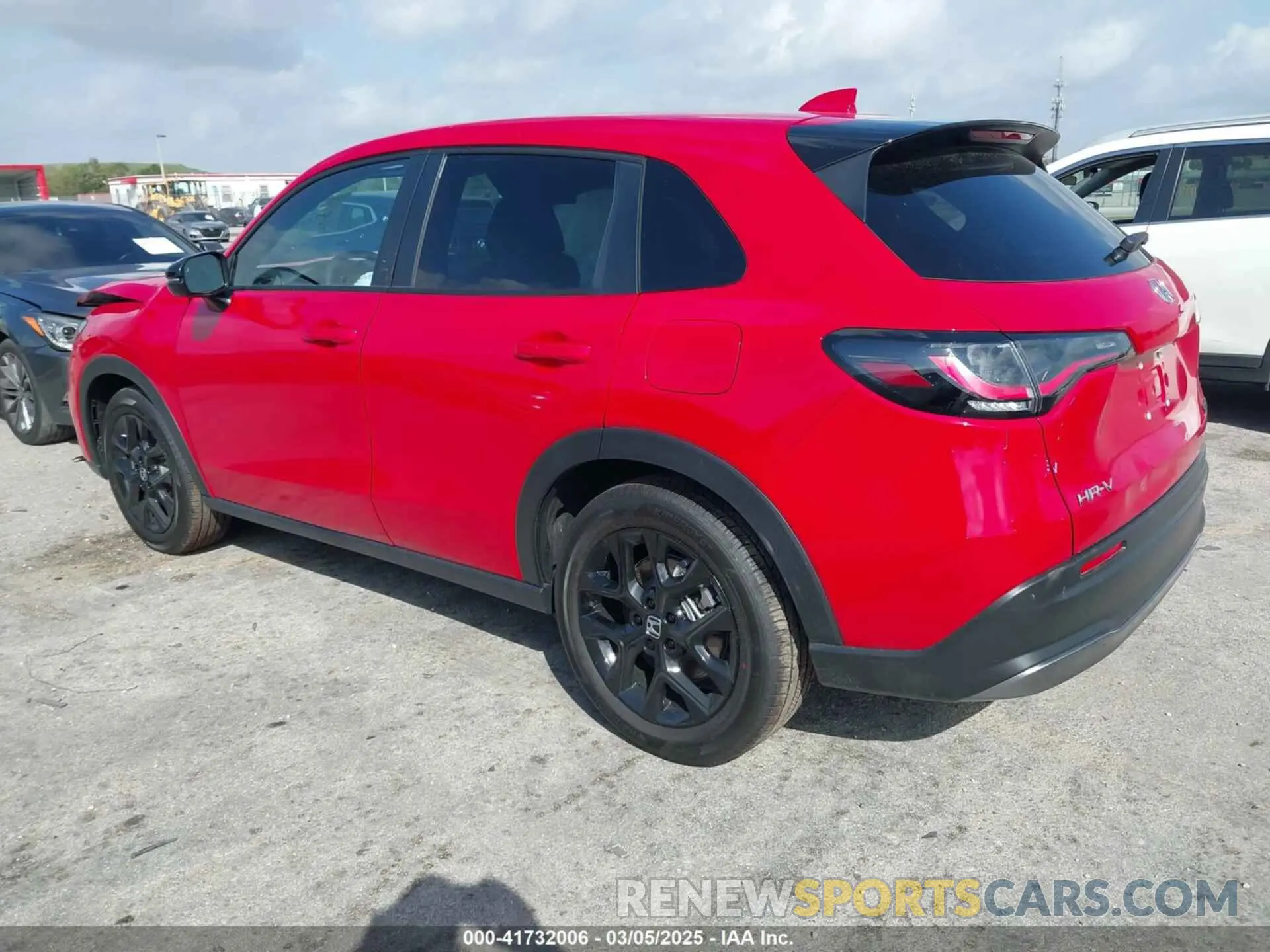 3 Photograph of a damaged car 3CZRZ1H55SM723405 HONDA HR-V 2025
