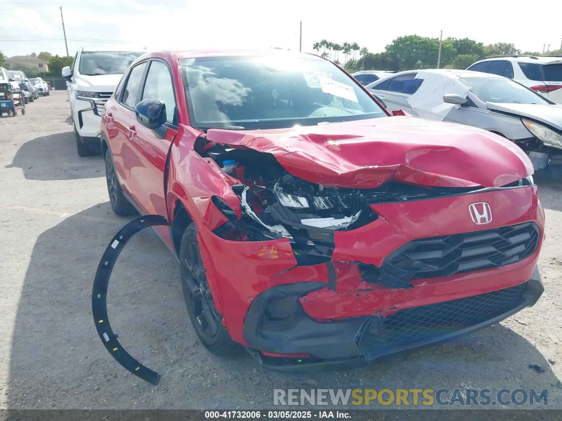 6 Photograph of a damaged car 3CZRZ1H55SM723405 HONDA HR-V 2025