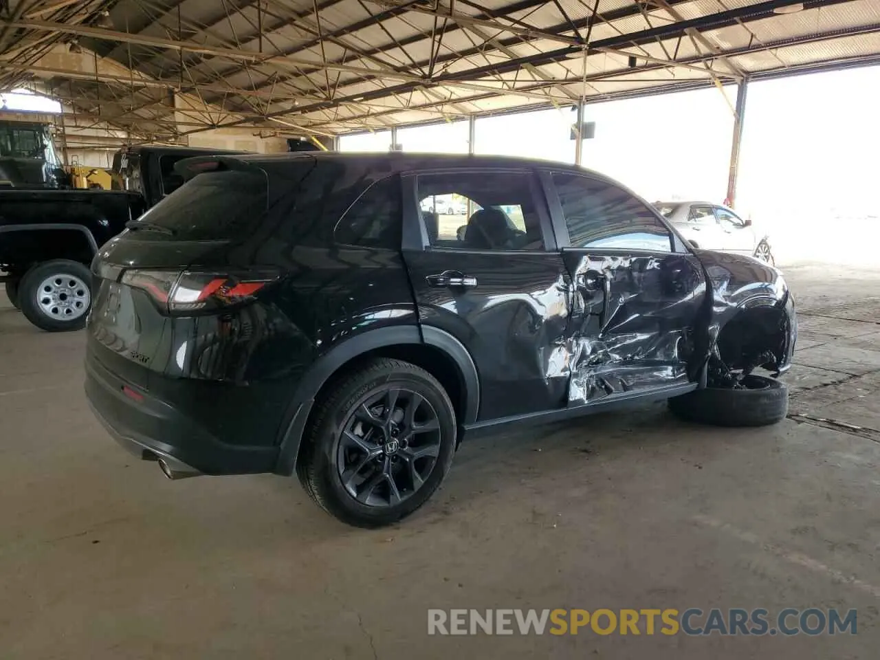 3 Photograph of a damaged car 3CZRZ1H56SM709884 HONDA HR-V 2025