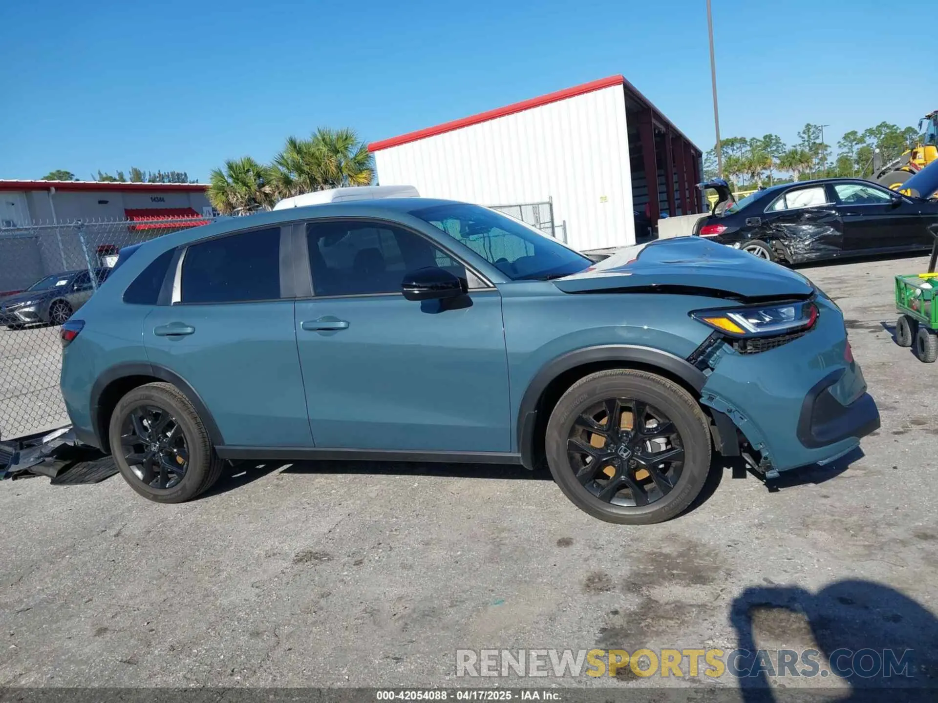 13 Photograph of a damaged car 3CZRZ1H56SM726586 HONDA HR-V 2025