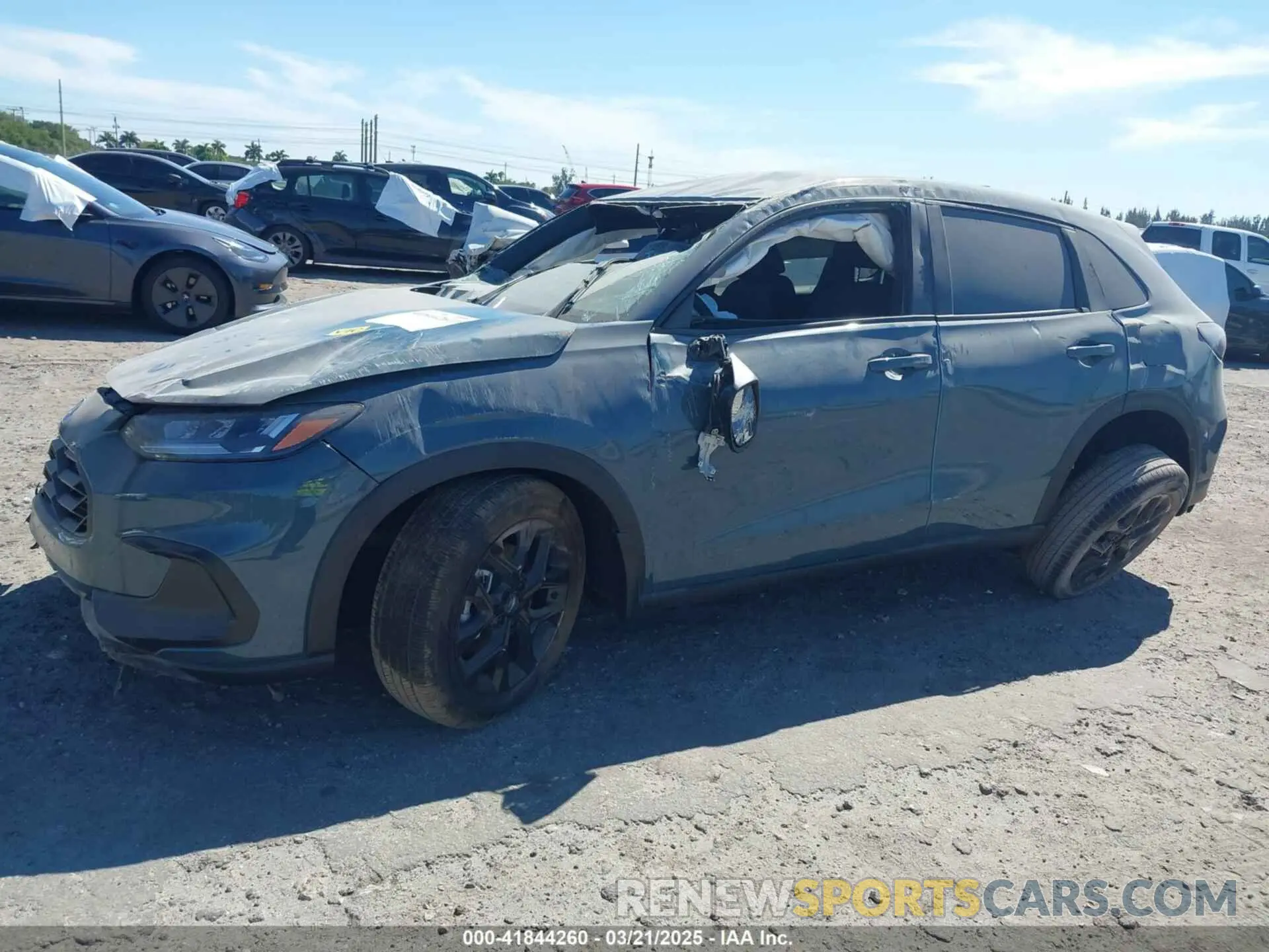 6 Photograph of a damaged car 3CZRZ1H56SM739287 HONDA HR-V 2025