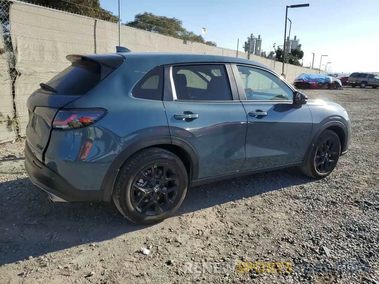 3 Photograph of a damaged car 3CZRZ1H57SM702538 HONDA HR-V 2025