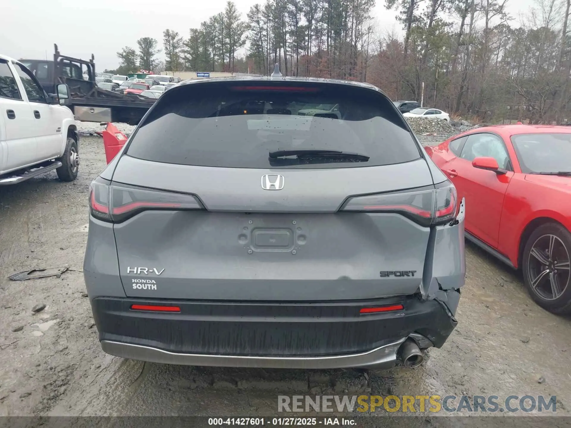 16 Photograph of a damaged car 3CZRZ1H57SM708193 HONDA HR-V 2025