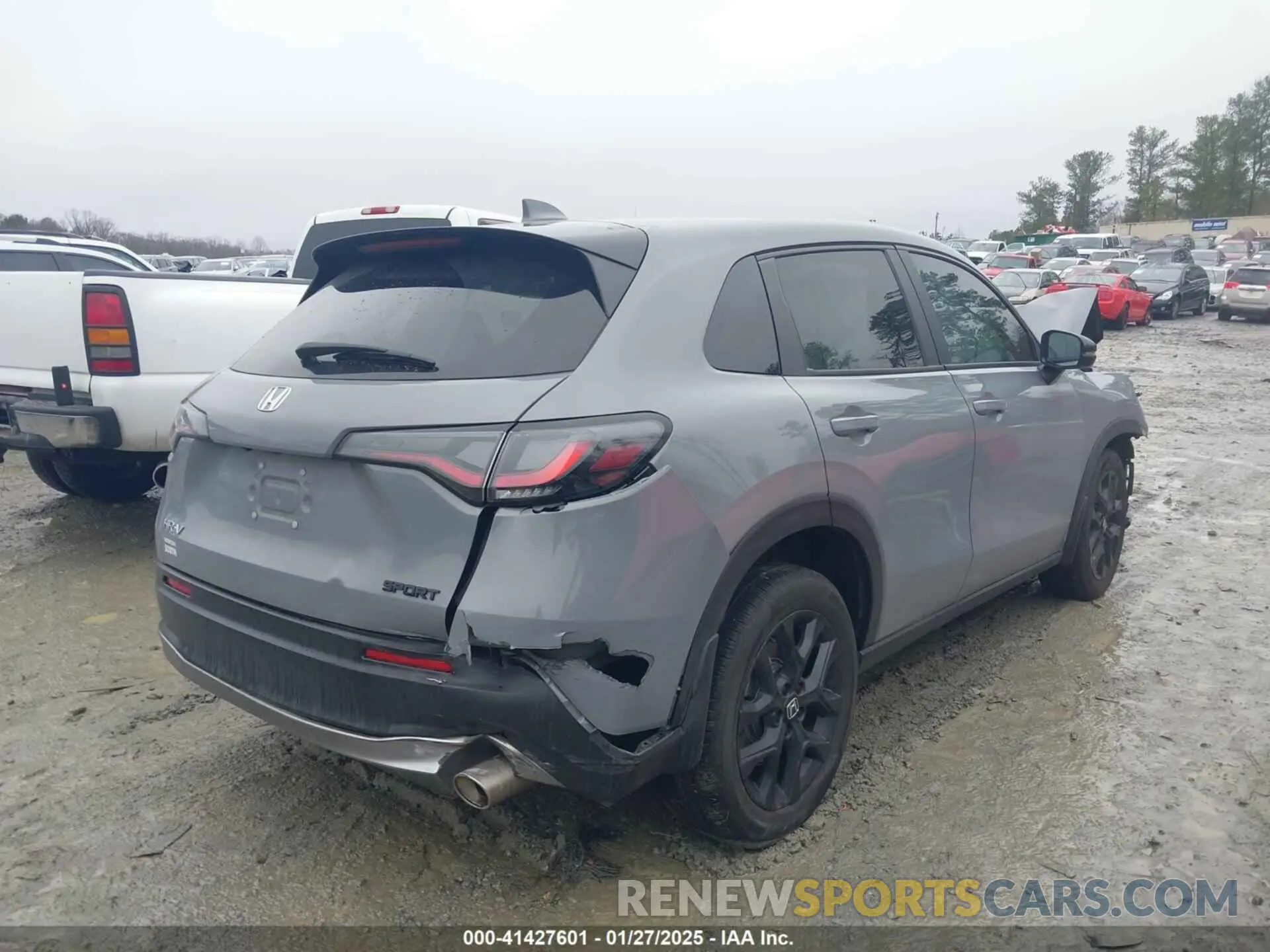 4 Photograph of a damaged car 3CZRZ1H57SM708193 HONDA HR-V 2025