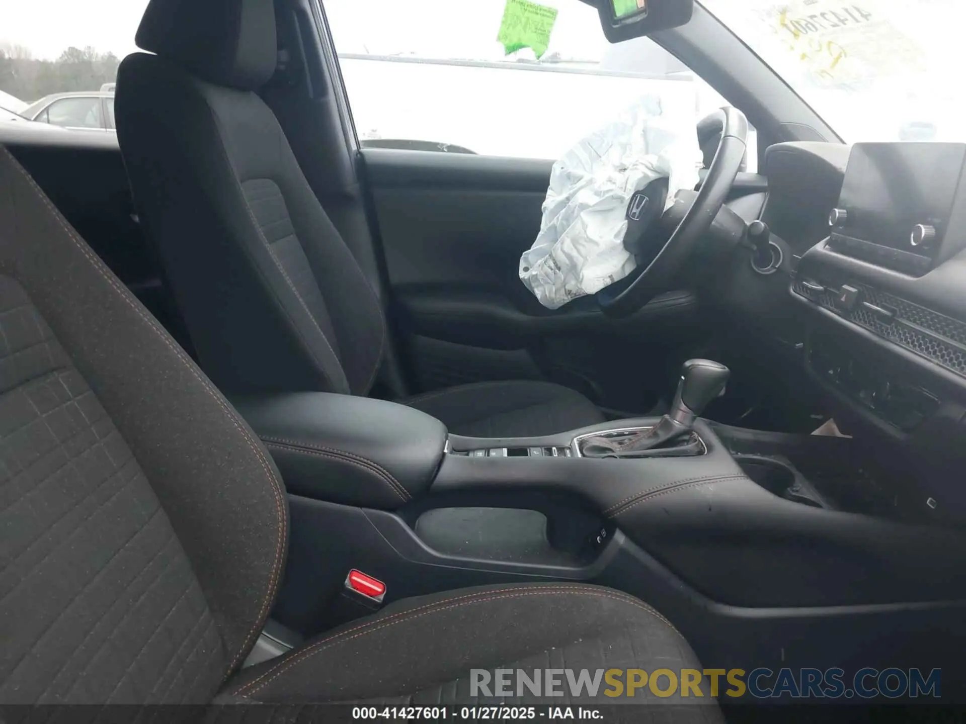 5 Photograph of a damaged car 3CZRZ1H57SM708193 HONDA HR-V 2025