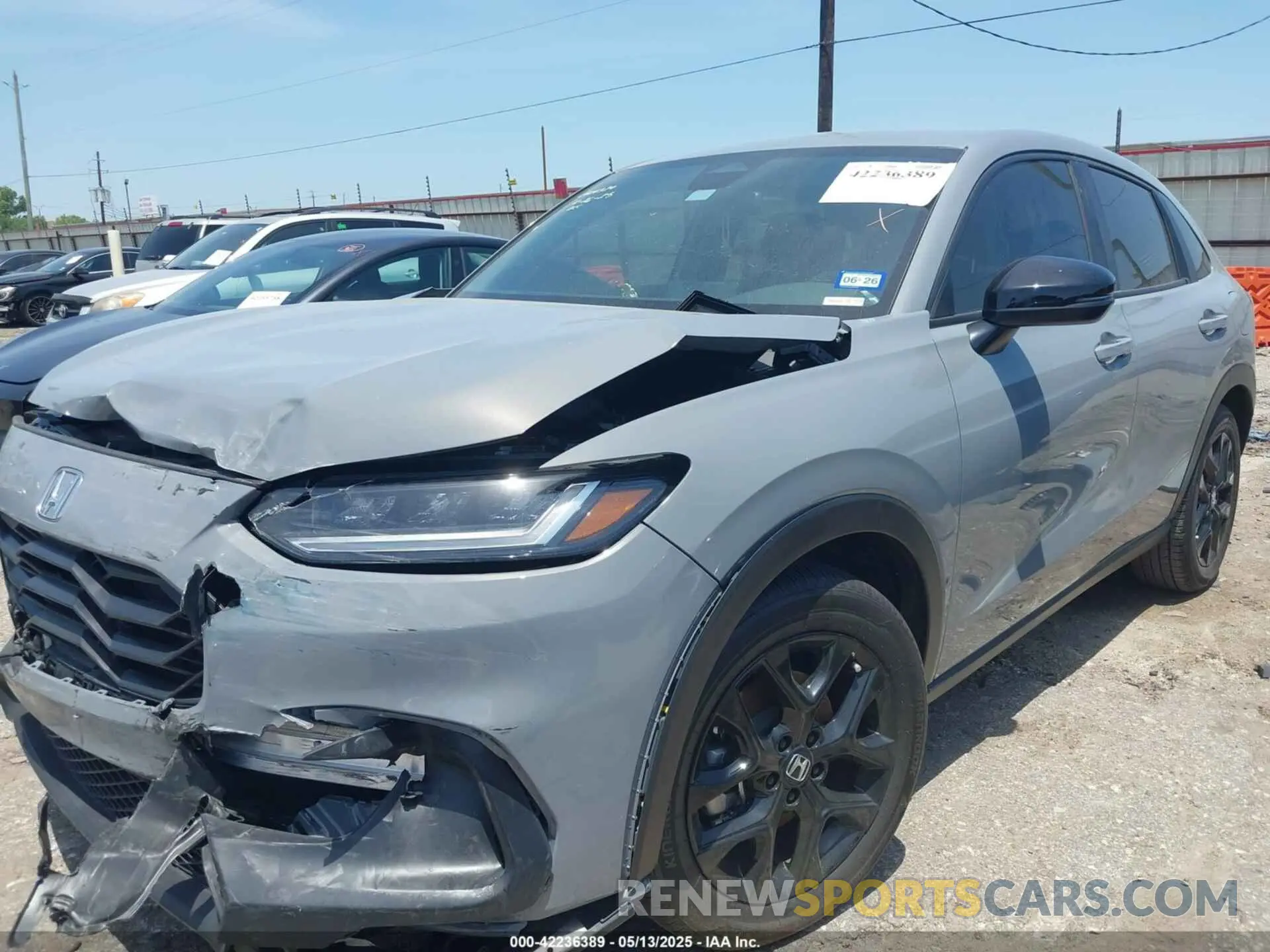 2 Photograph of a damaged car 3CZRZ1H5XSM703988 HONDA HR-V 2025