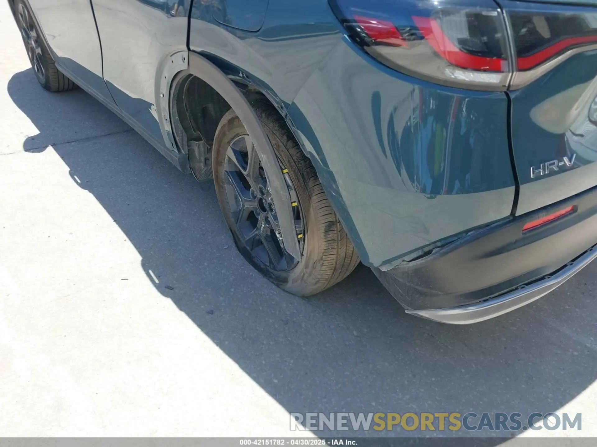 18 Photograph of a damaged car 3CZRZ1H5XSM730429 HONDA HR-V 2025