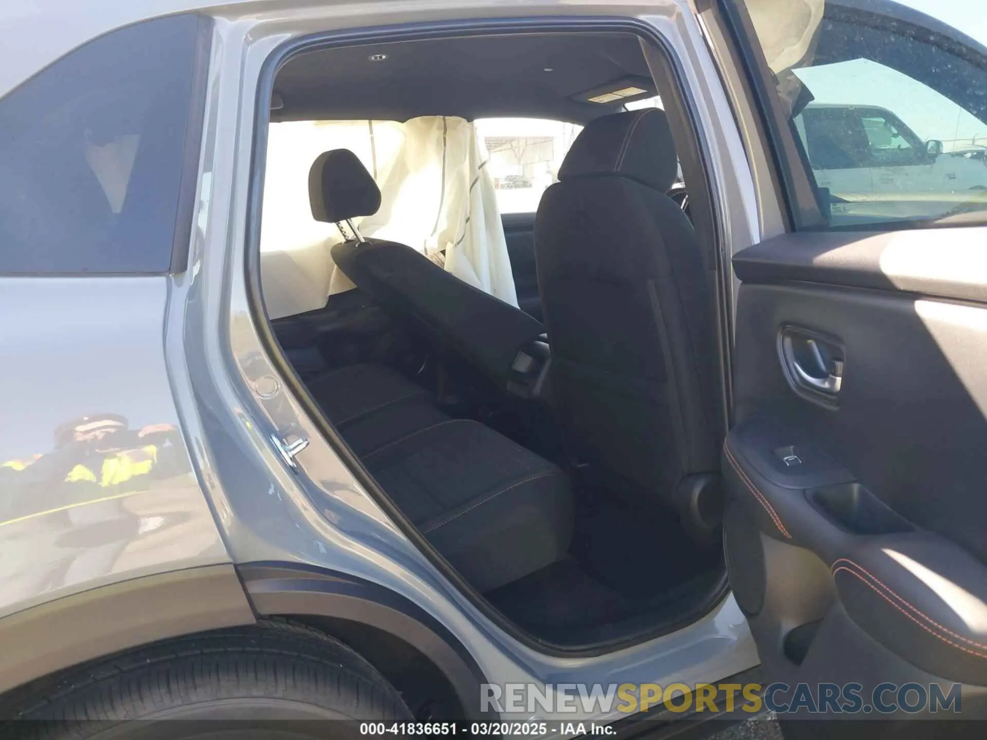 7 Photograph of a damaged car 3CZRZ1H5XSM731032 HONDA HR-V 2025