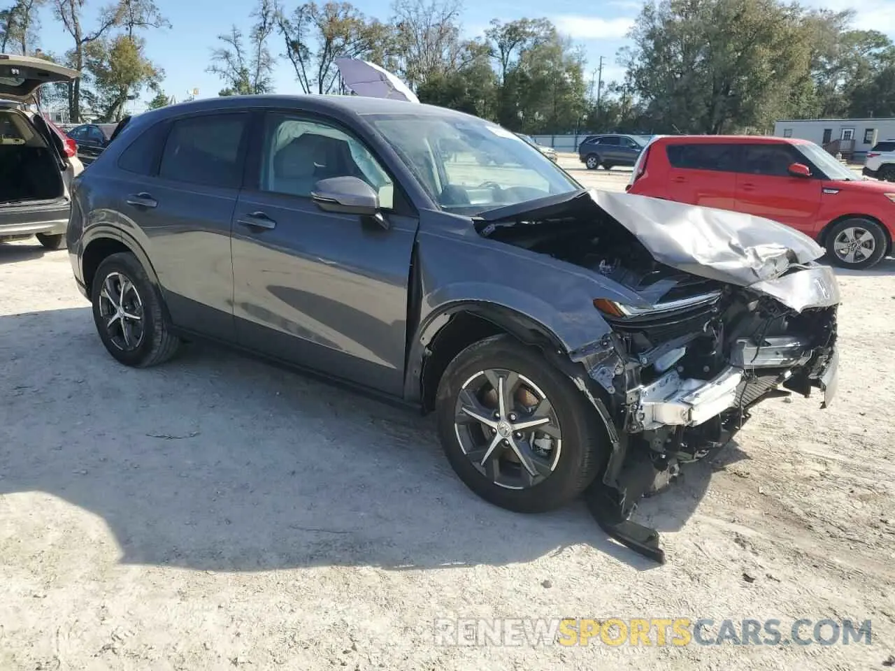 4 Photograph of a damaged car 3CZRZ1H70SM731221 HONDA HR-V 2025