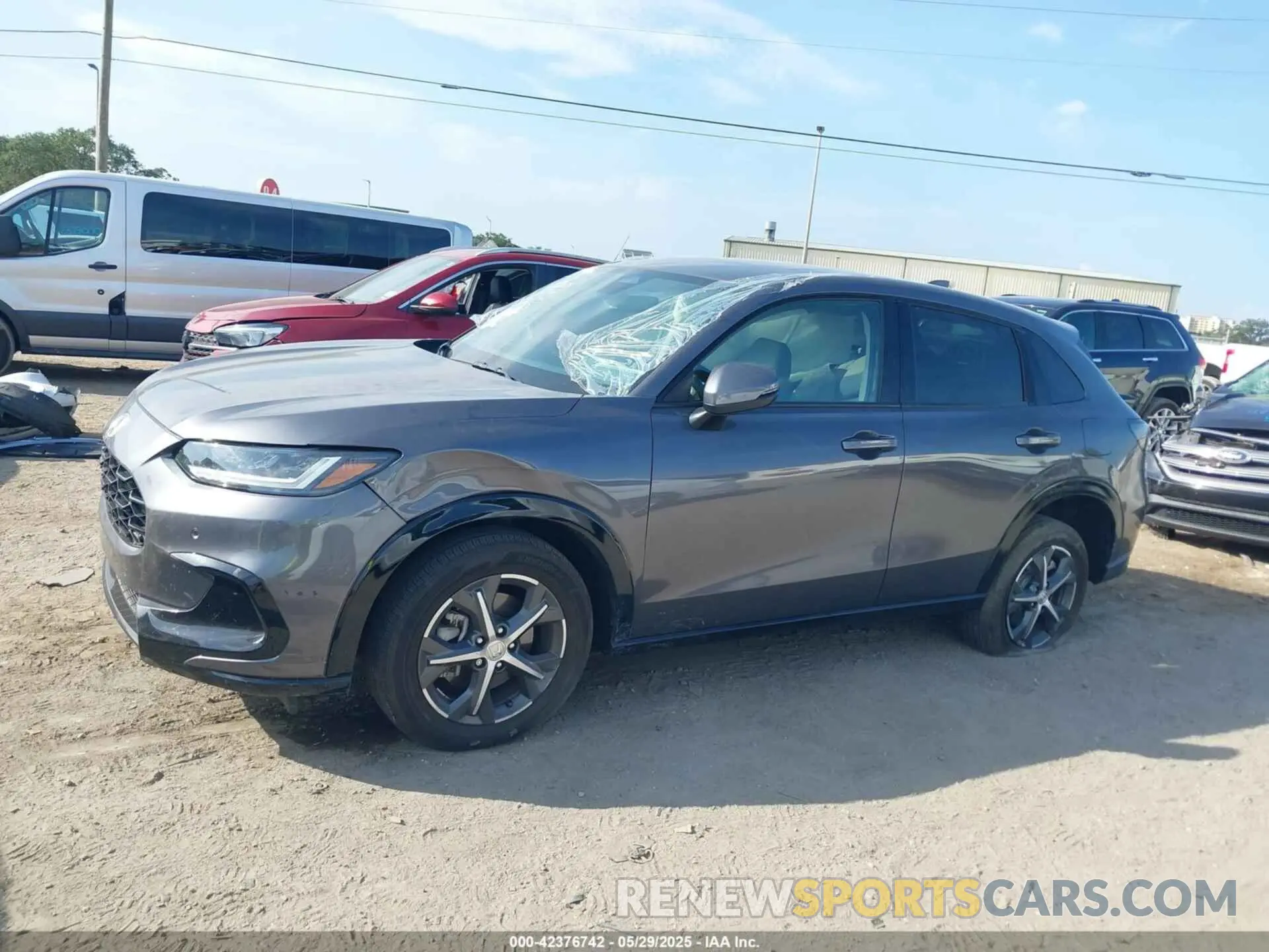13 Photograph of a damaged car 3CZRZ1H71SM719384 HONDA HR-V 2025