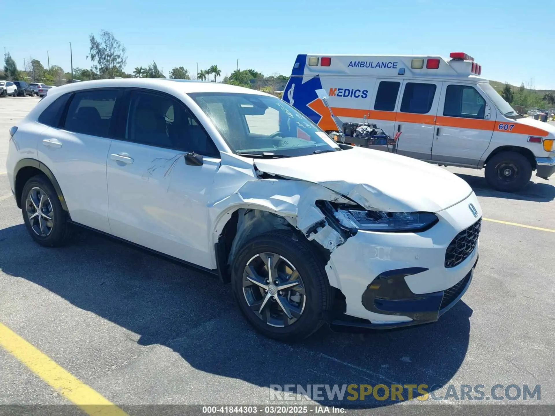 1 Photograph of a damaged car 3CZRZ1H71SM744625 HONDA HR-V 2025