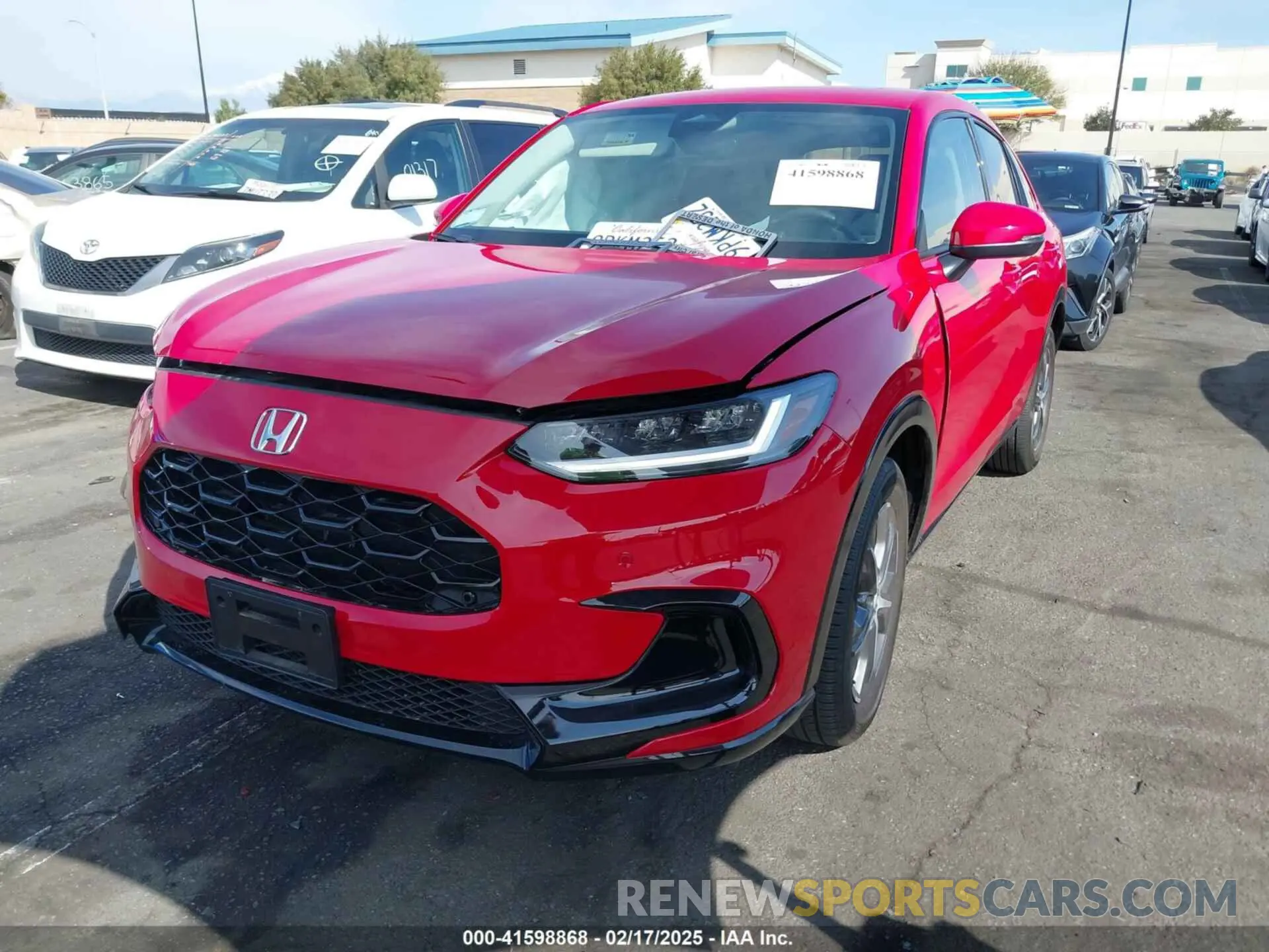 2 Photograph of a damaged car 3CZRZ1H72SM714517 HONDA HR-V 2025